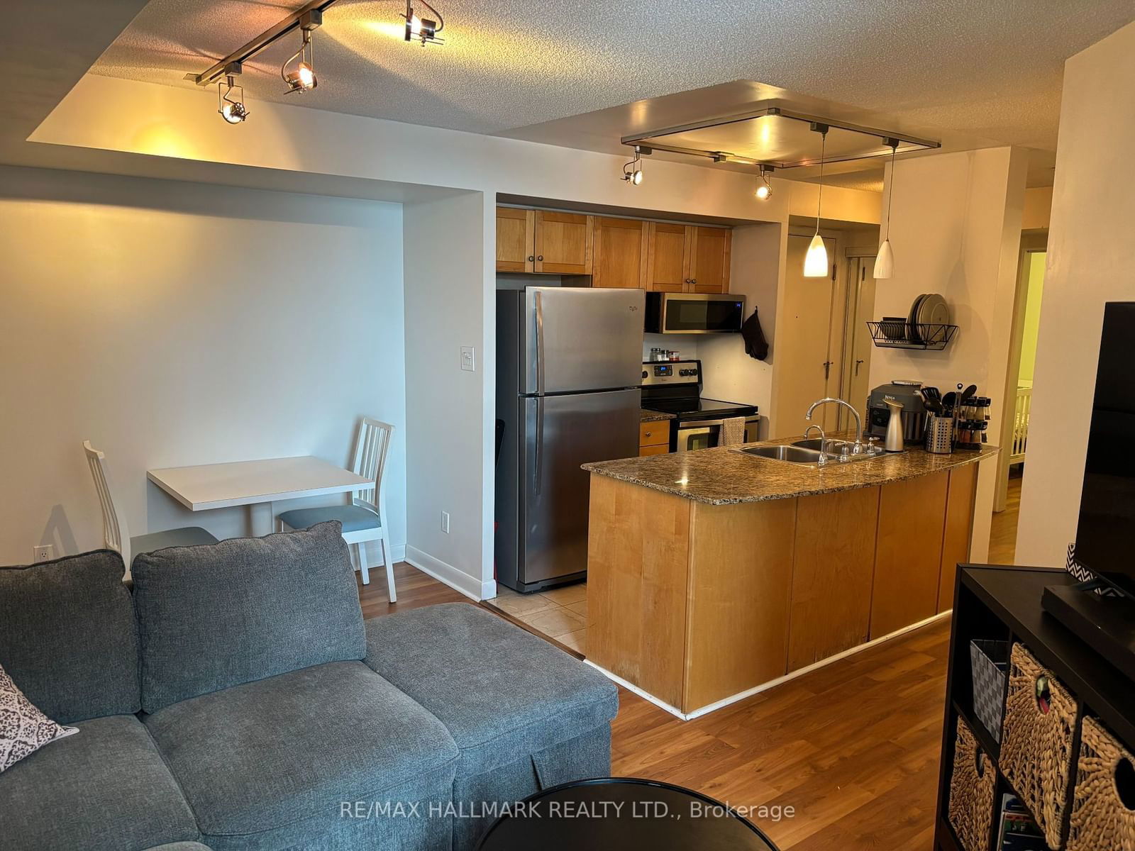 313 Richmond St E, unit 1453 for sale