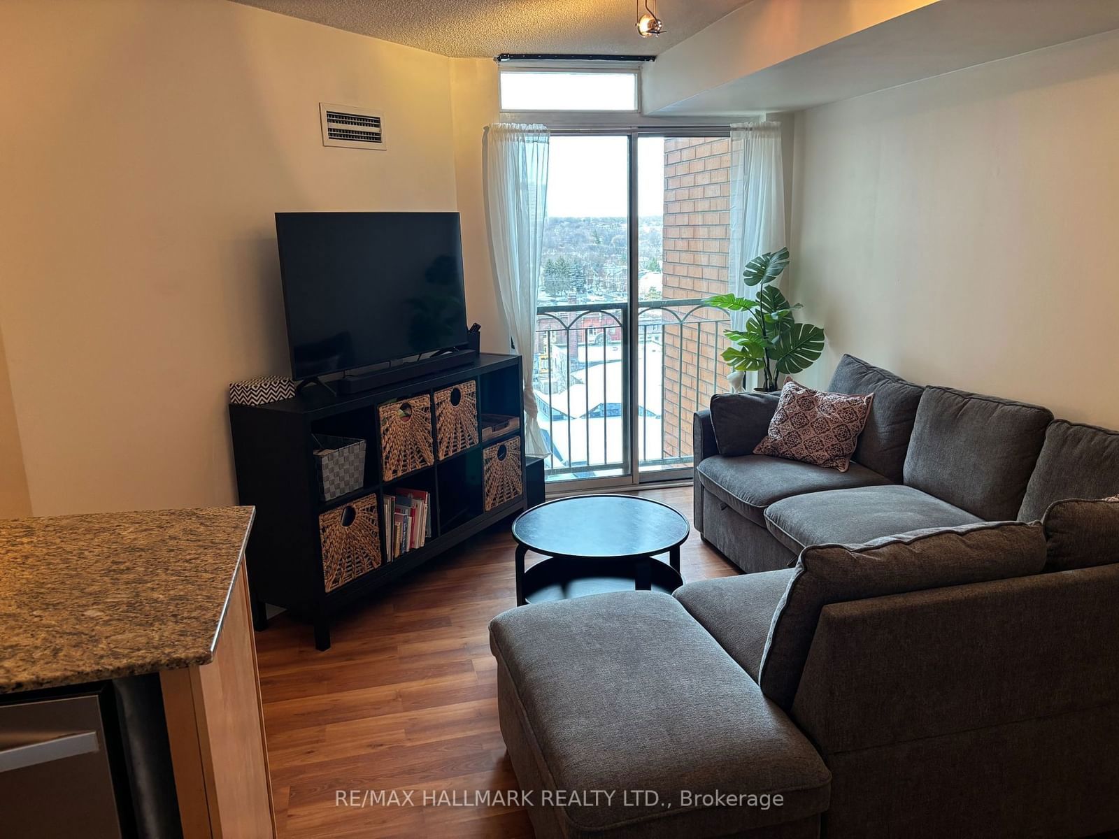 313 Richmond St E, unit 1453 for sale