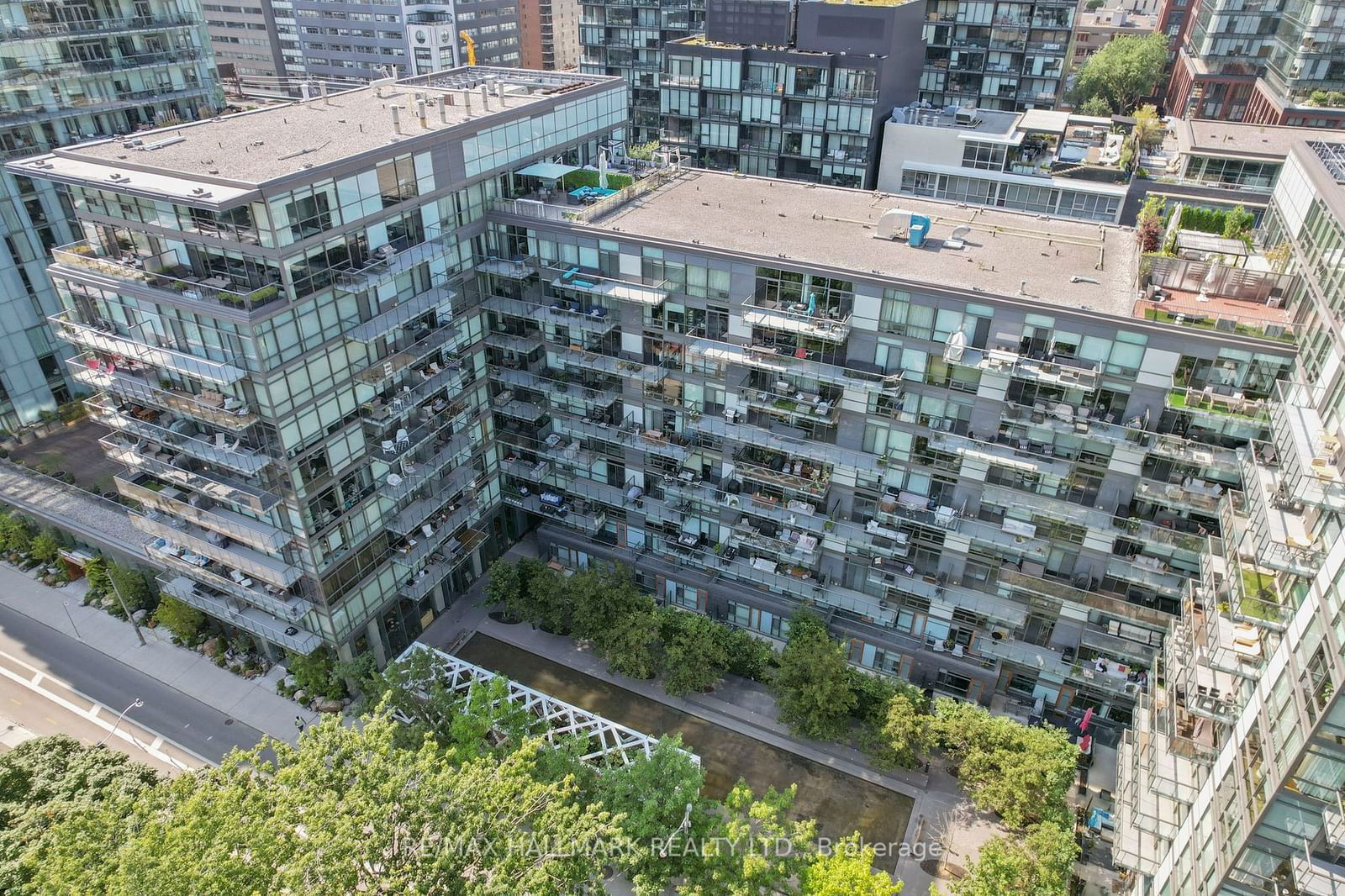 The Thompson Residences, Downtown, Toronto