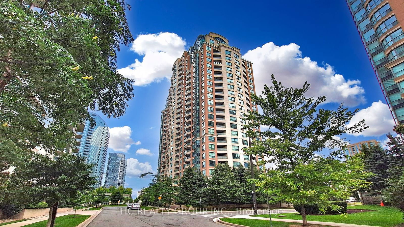 7 Lorraine Dr, unit 2203 for sale