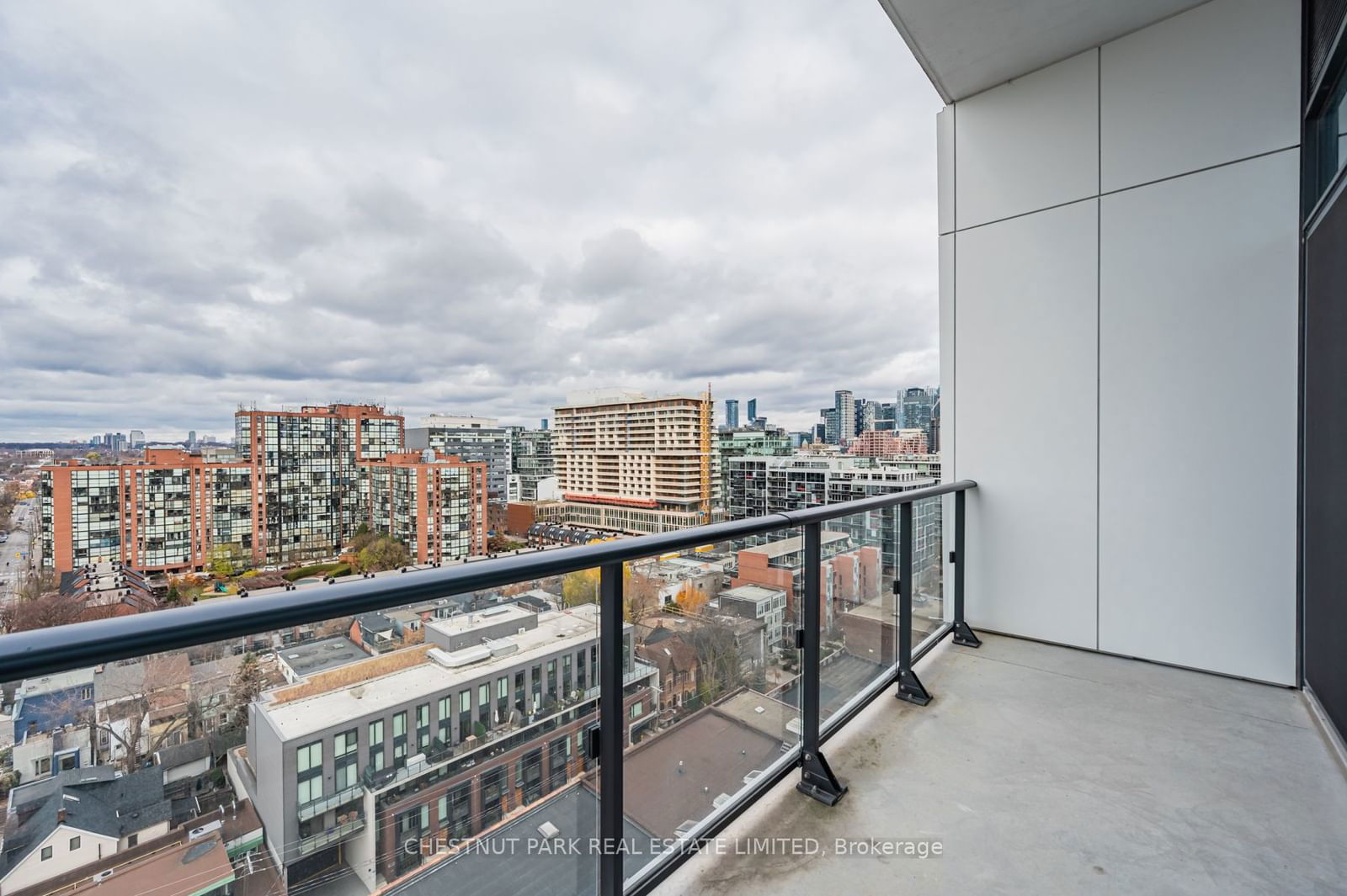 9 Tecumseth St, unit PH07 for rent