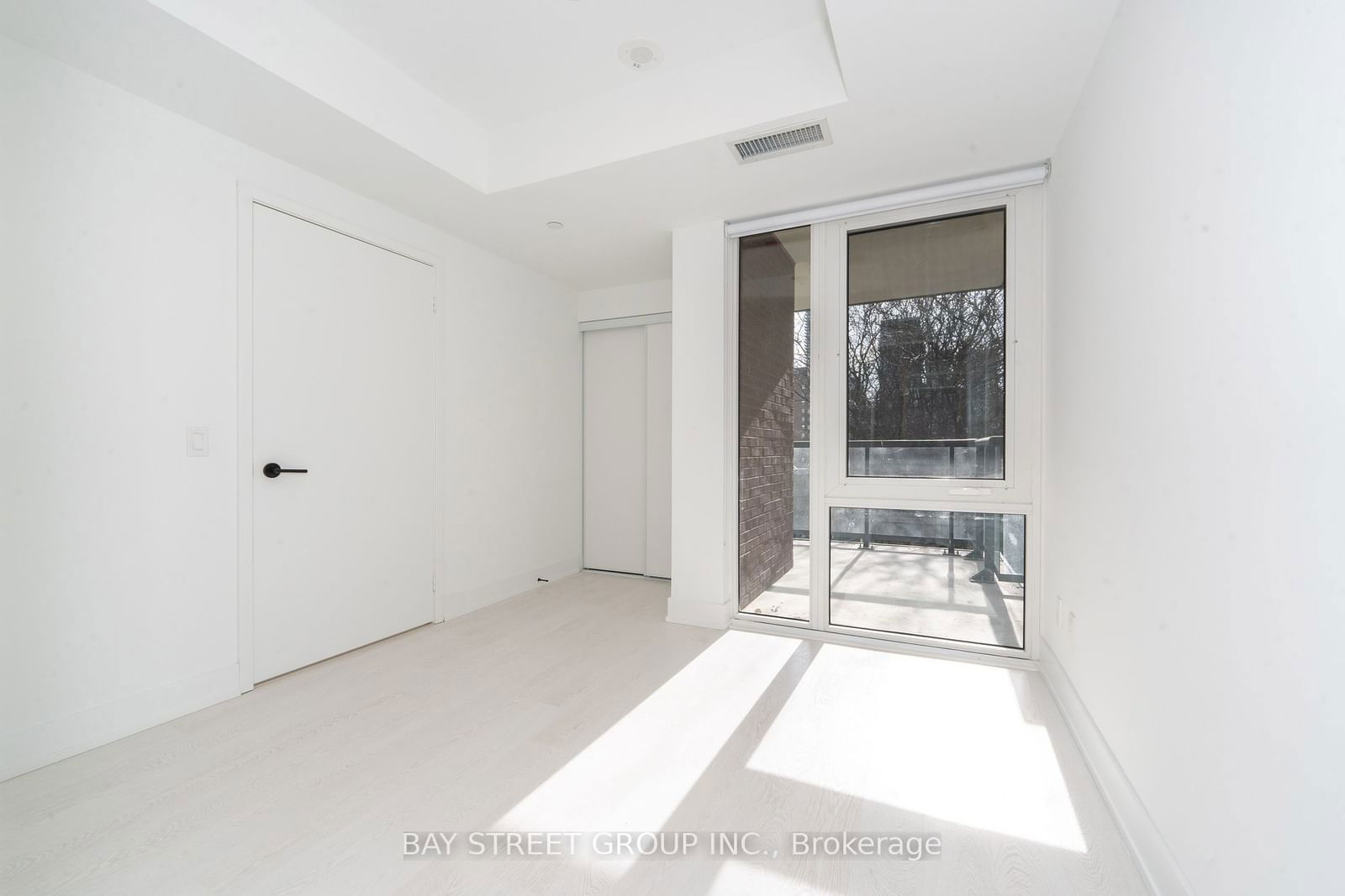 308 Jarvis St, unit 402 for sale