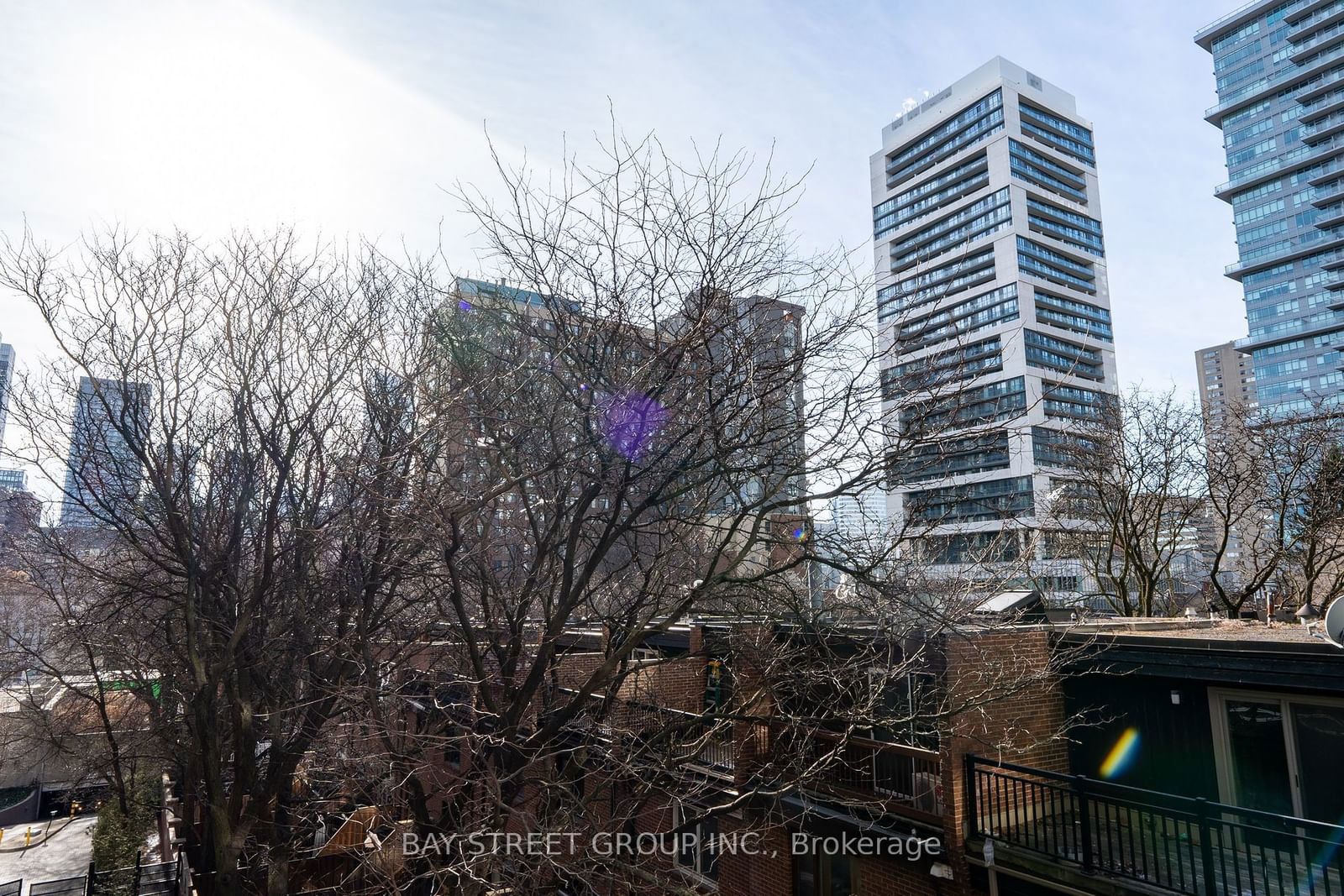 308 Jarvis St, unit 402 for sale