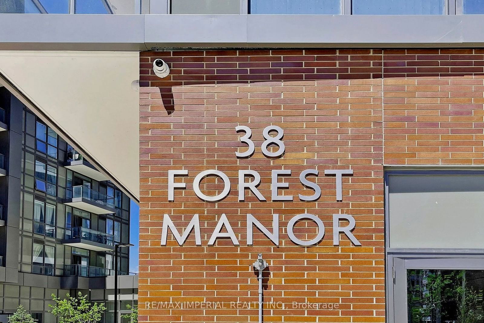 38 Forest Manor Rd, unit 1705 for sale