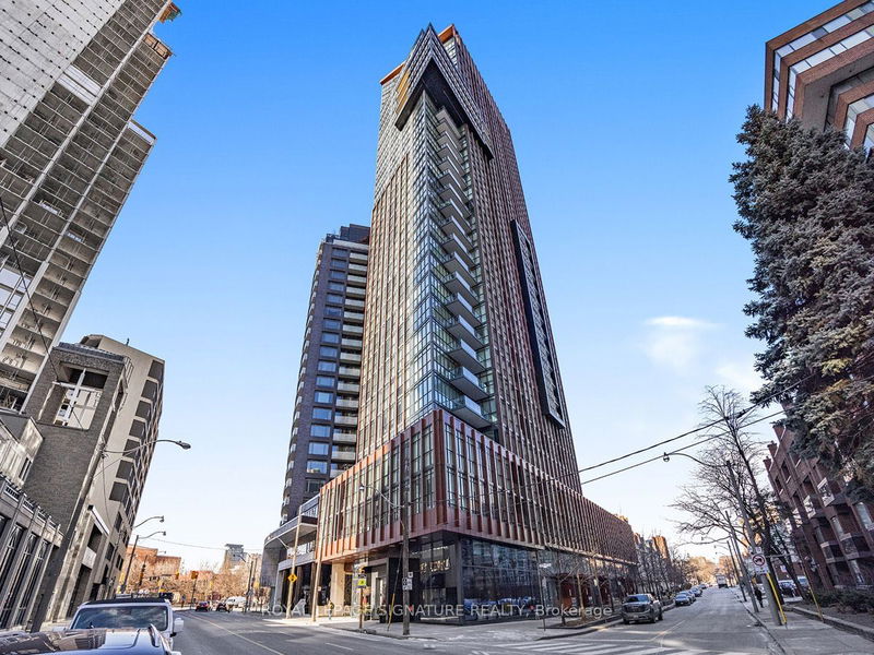 32 Davenport Rd, unit 1704 for sale