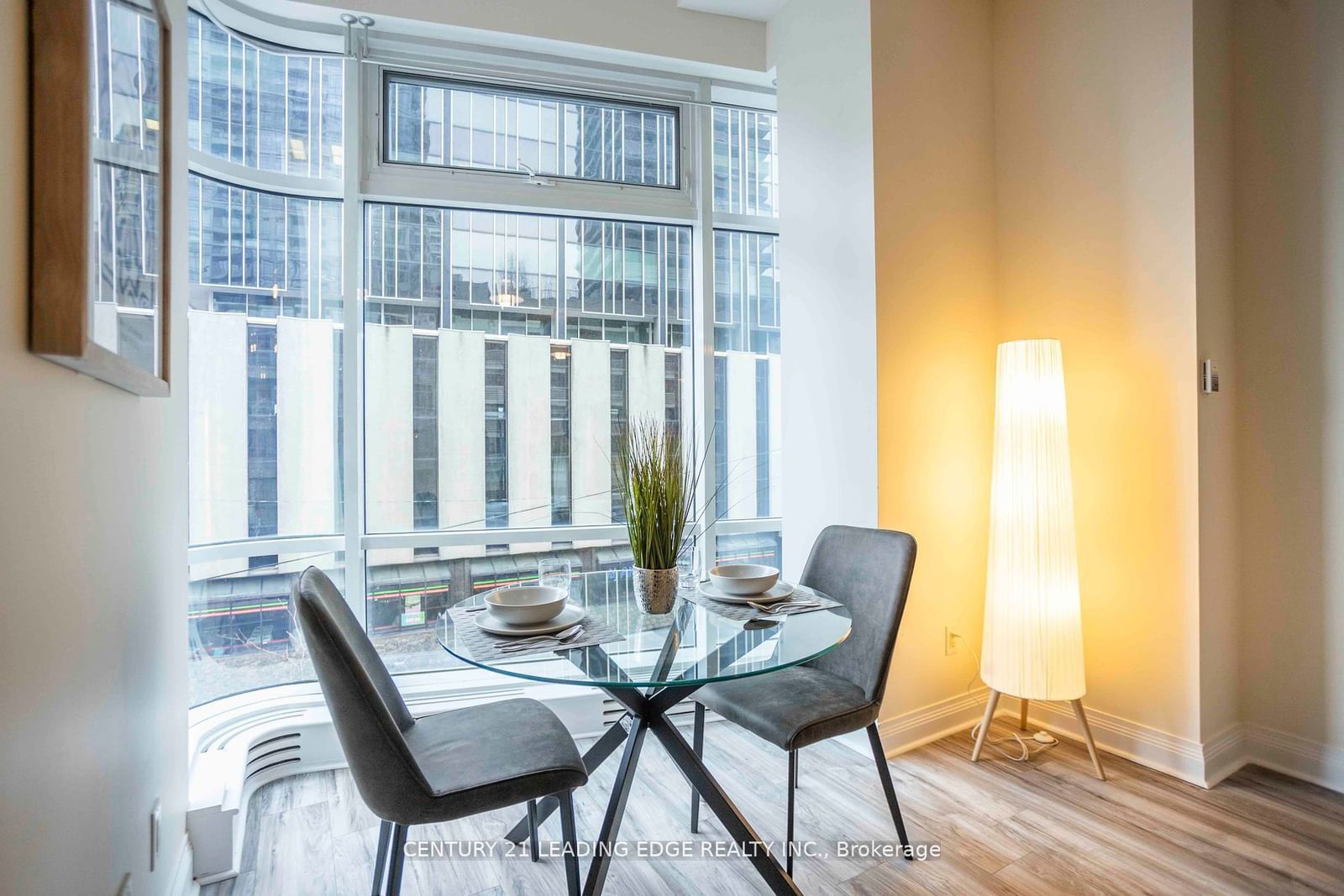 2191 Yonge St, unit Loft #5 for sale