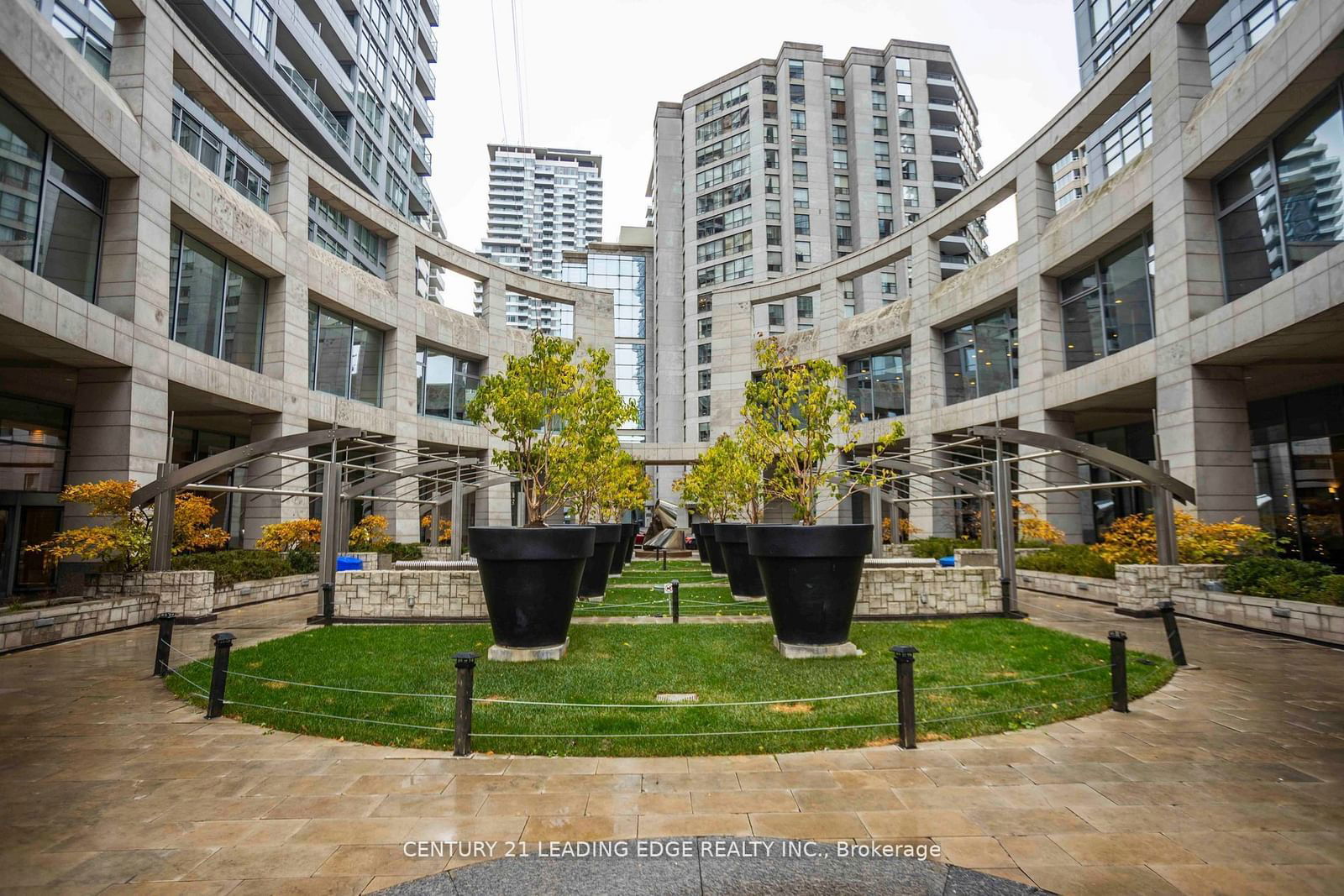 2191 Yonge St, unit Loft #5 for sale