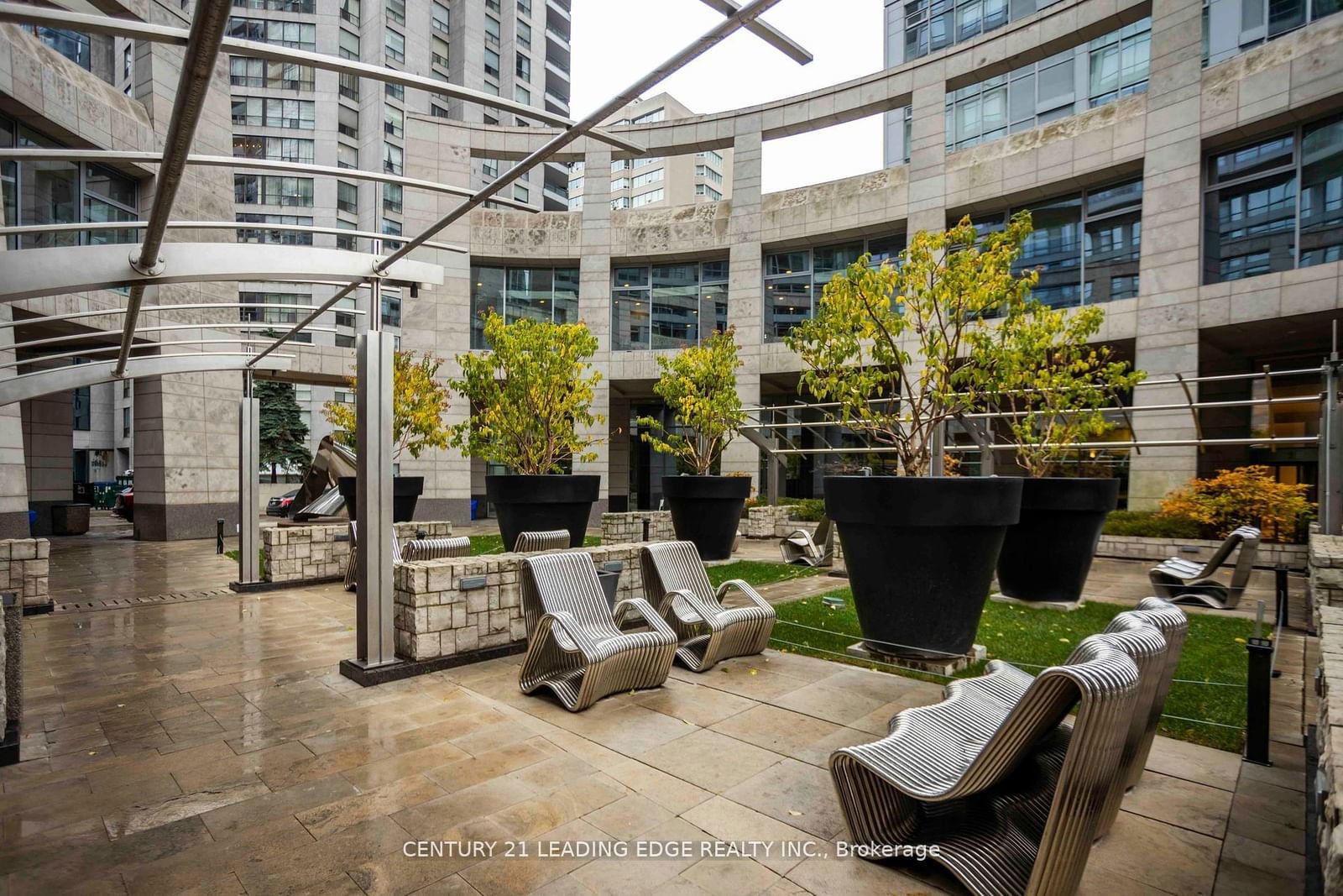 2191 Yonge St, unit Loft #5 for sale