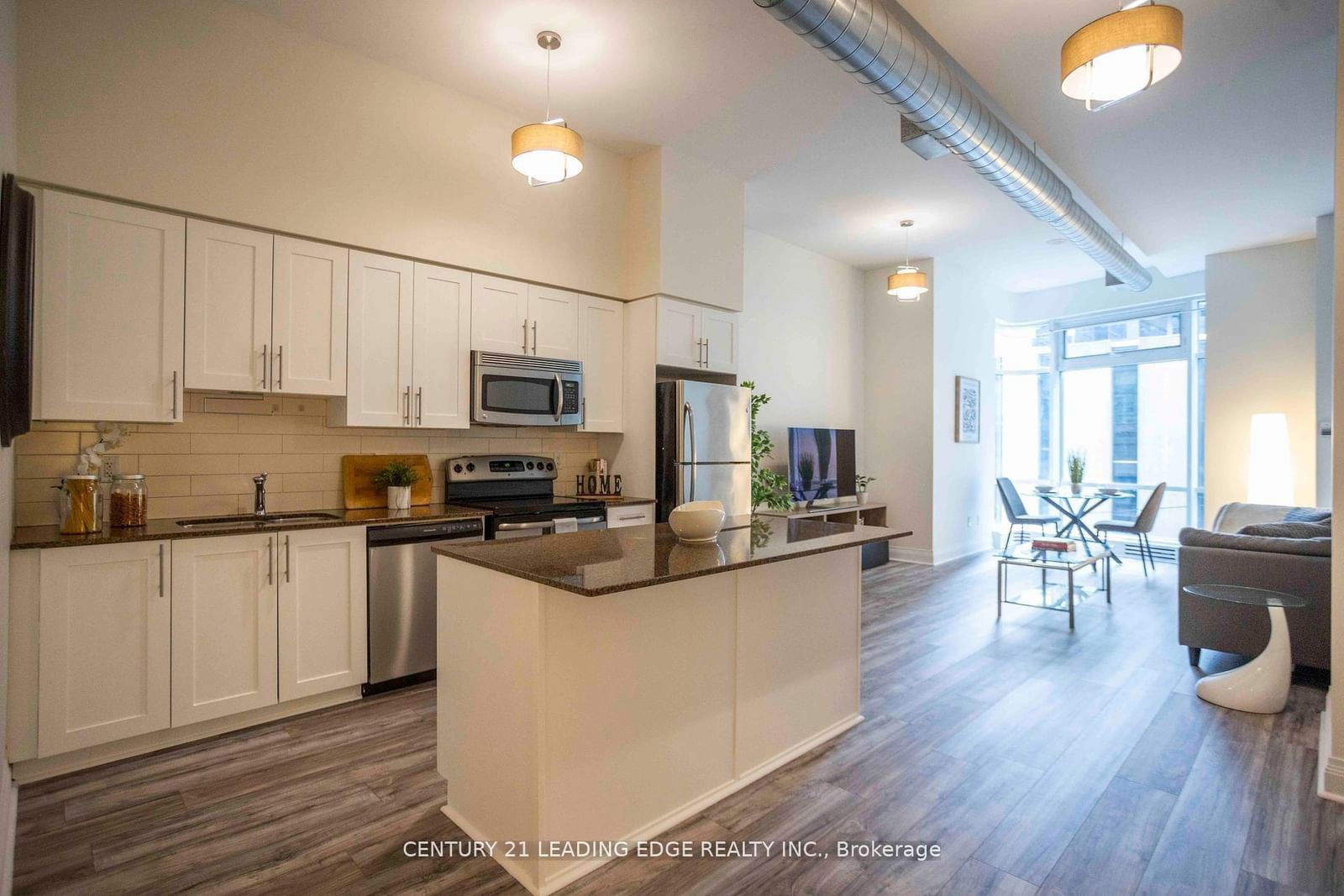 2191 Yonge St, unit Loft #5 for sale