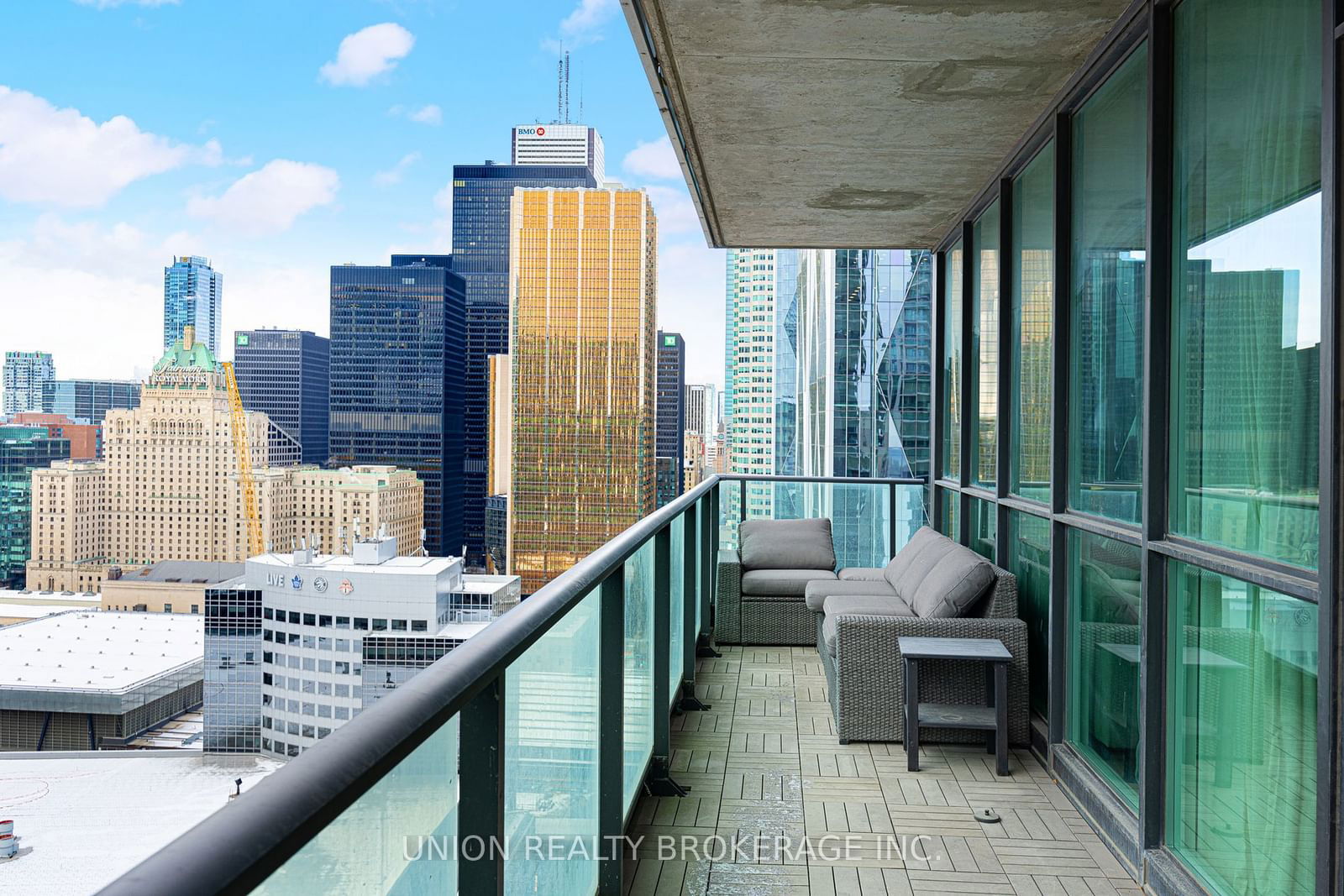 33 Bay St, unit 2903 for sale