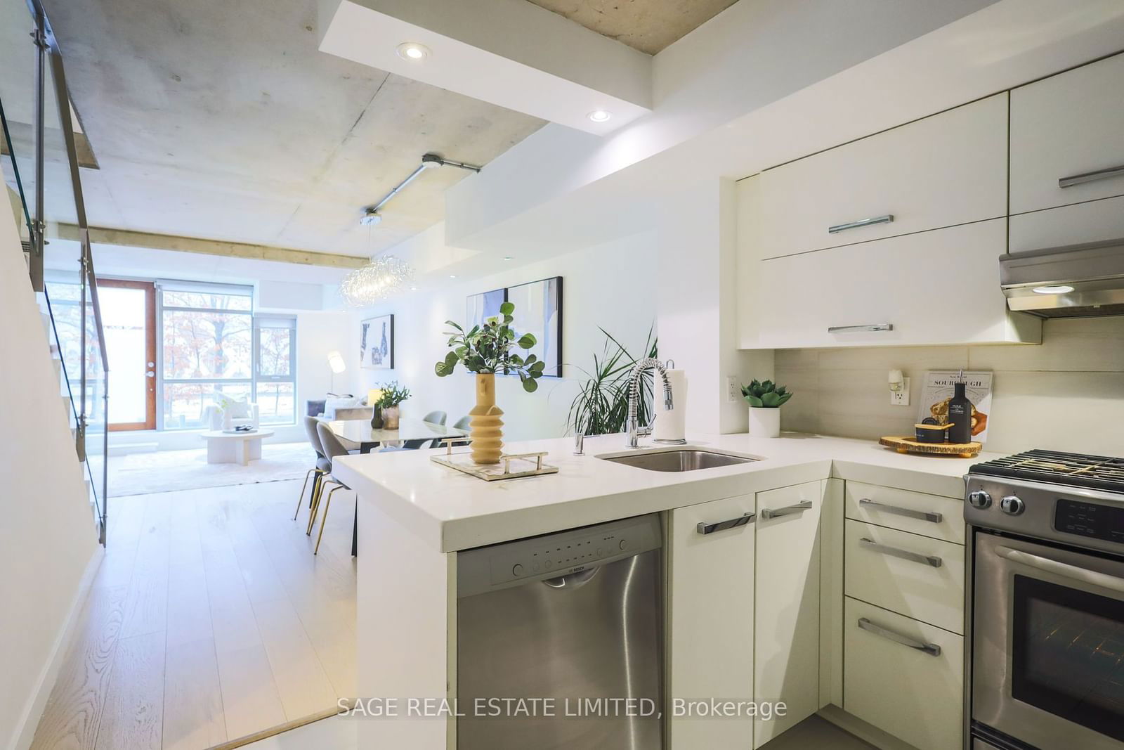 55 Stewart St, unit 123 for sale