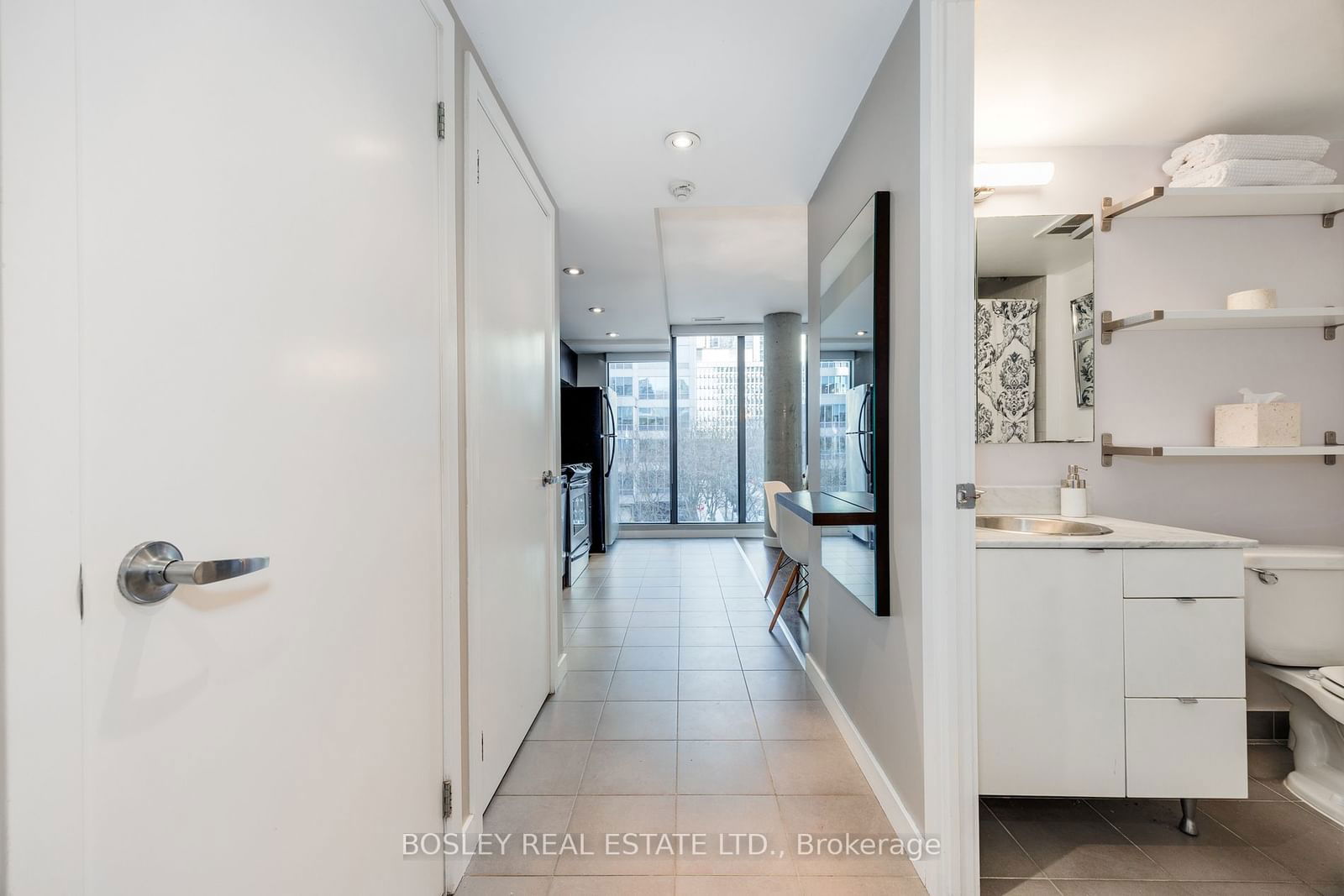 33 Lombard St, unit 412 for sale