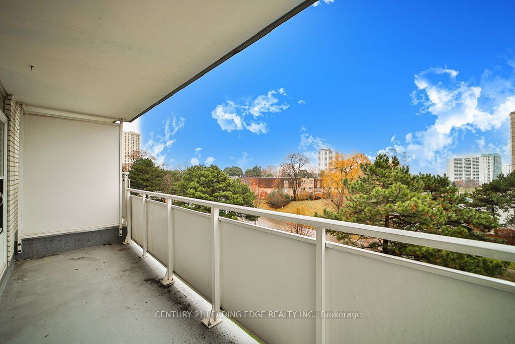 10 Parkway Forest Dr, unit 409 for sale