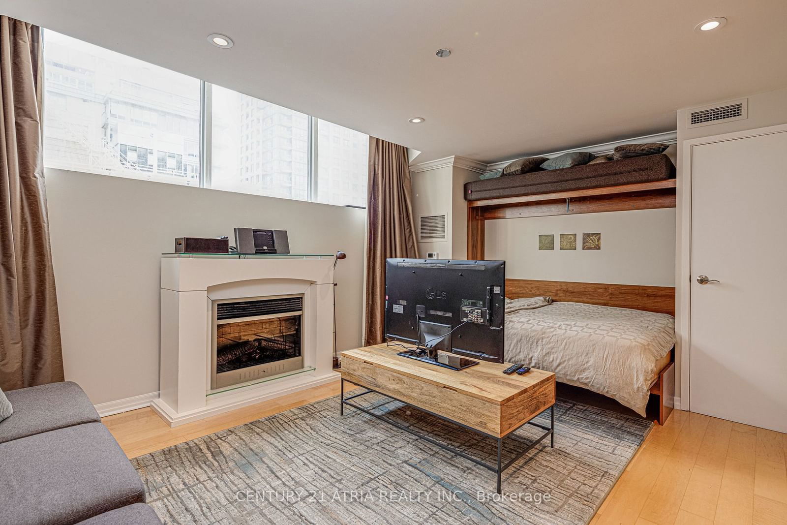 1 King St W, unit 1412 for sale