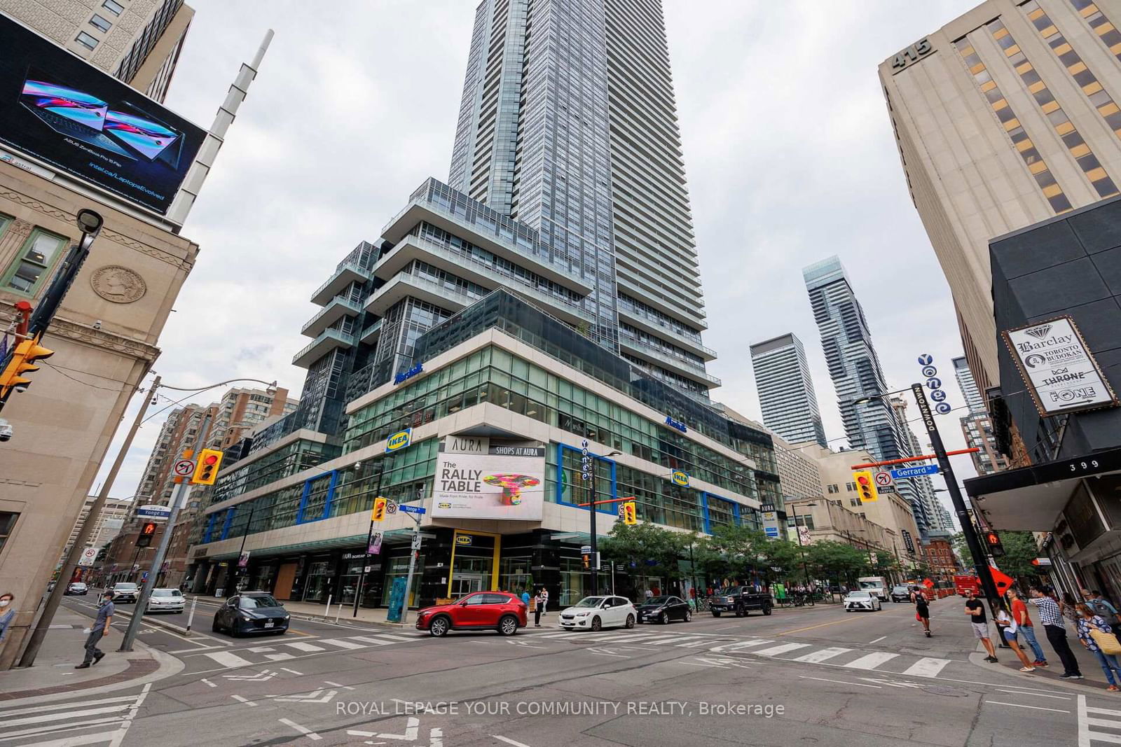 386 Yonge St, unit 4313 for rent