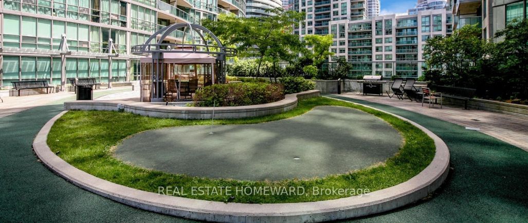 30 Grand Trunk Cres, unit 1009 for rent