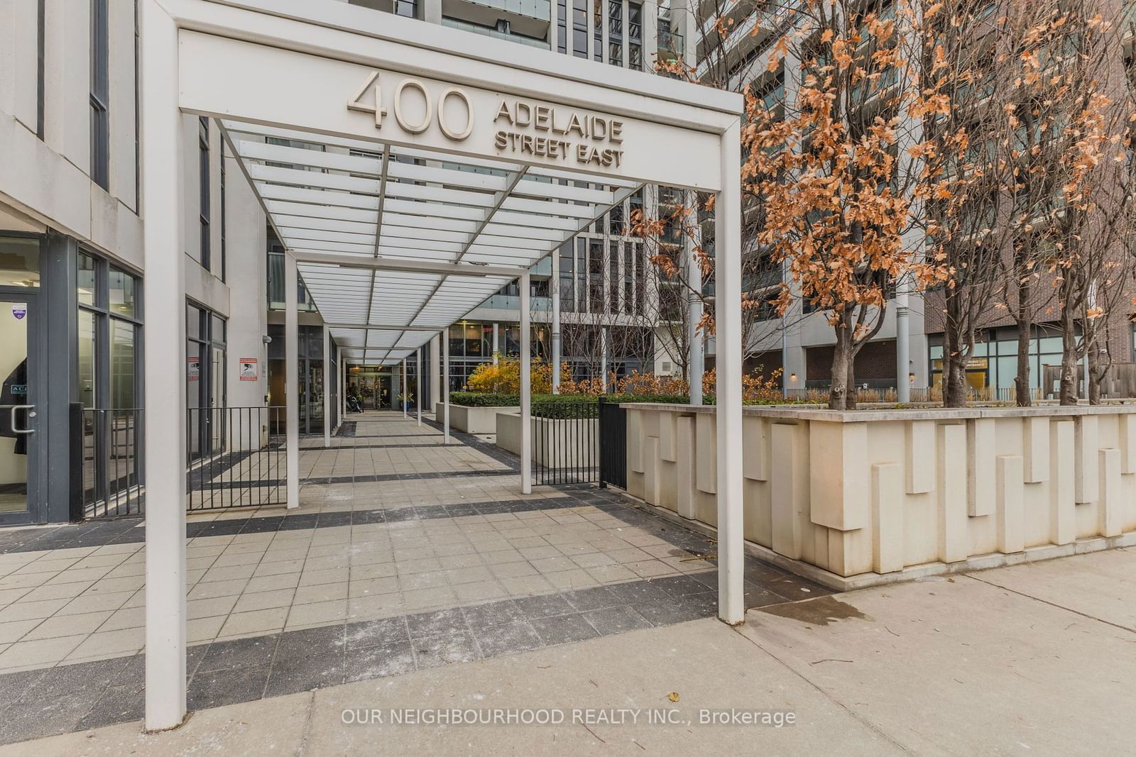 400 Adelaide St E, unit 719 for sale