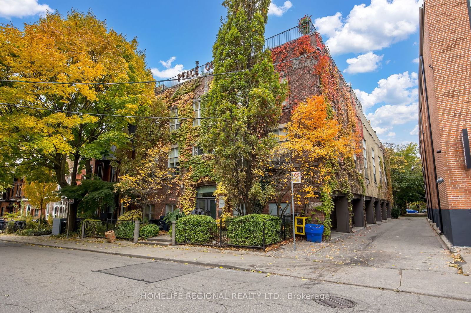 Claremont Lofts, West End, Toronto