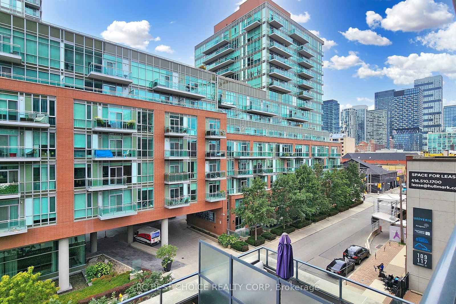 105 George St, unit 411 for sale