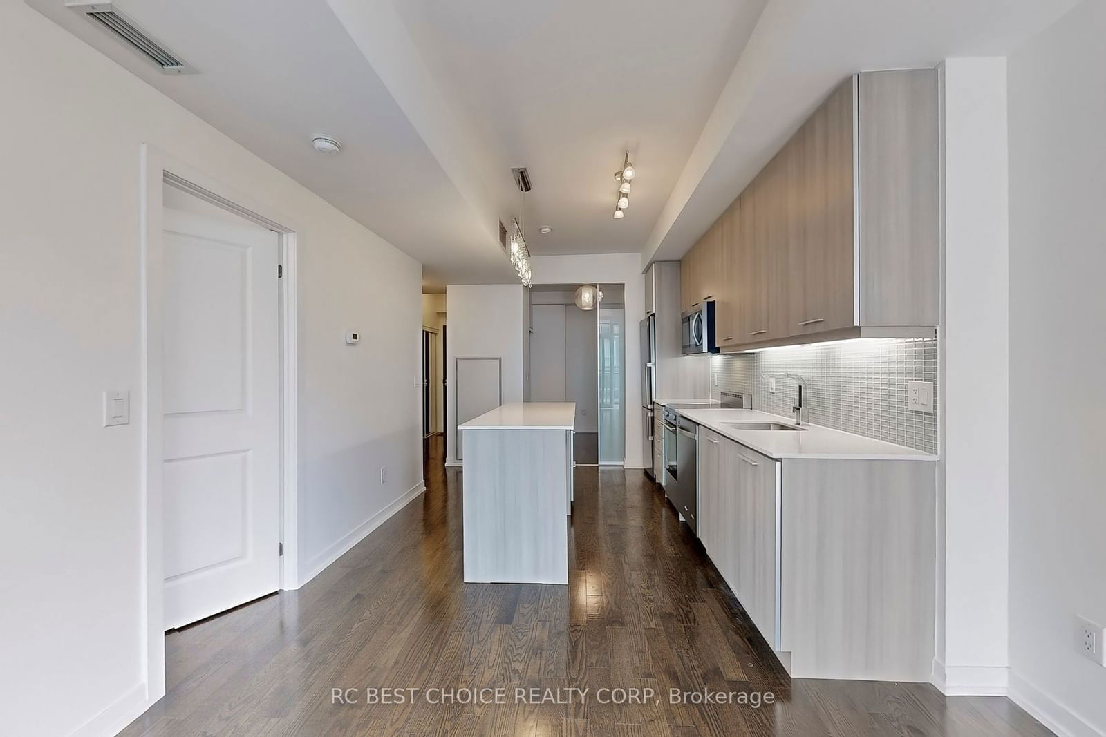 105 George St, unit 411 for sale