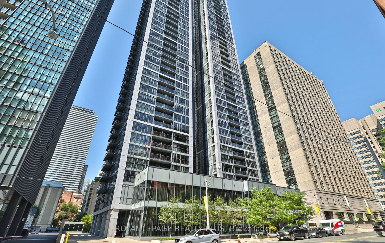 28 Ted Rogers Way, unit 309 for rent