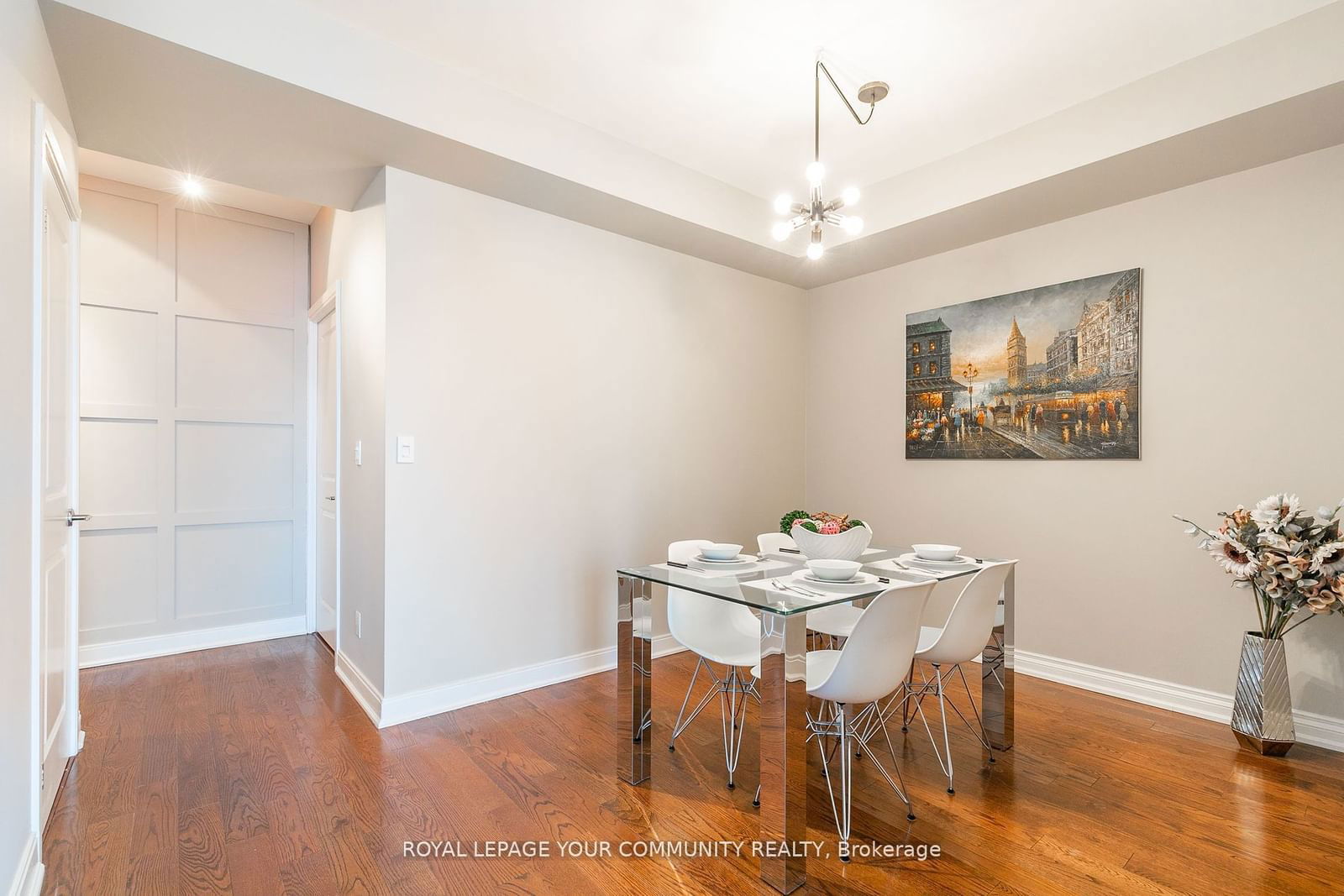 18 Yorkville Ave, unit 1801 for rent