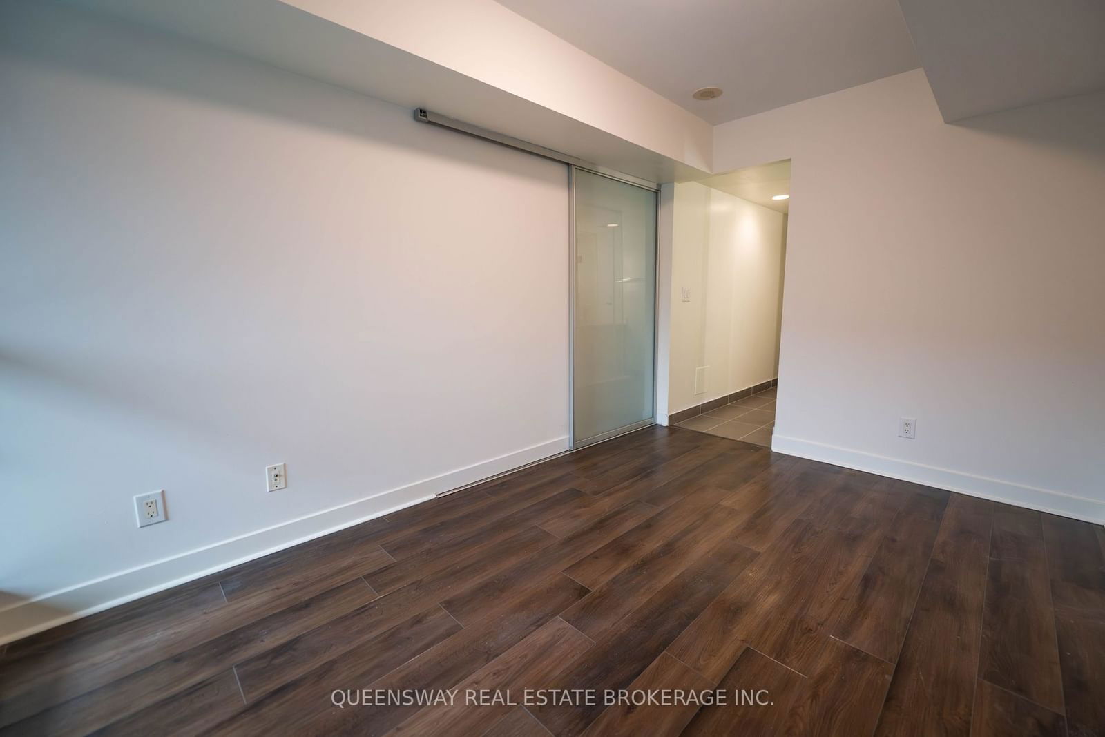 320 Richmond St E, unit 208 for sale