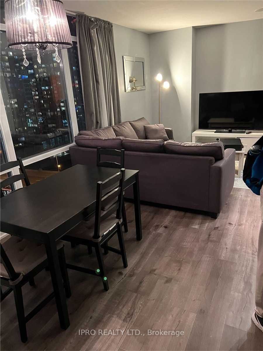 4K Spadina Ave, unit 1202 for rent