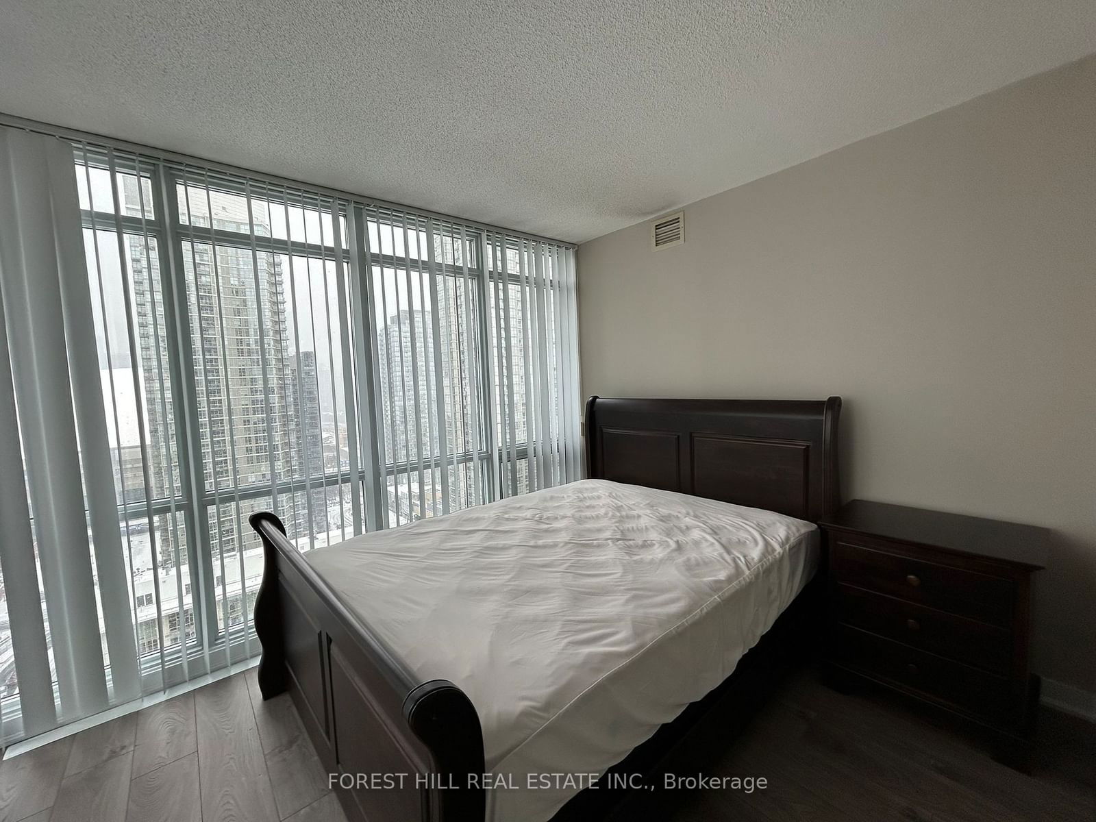 15 Fort York Blvd, unit 2906 for rent