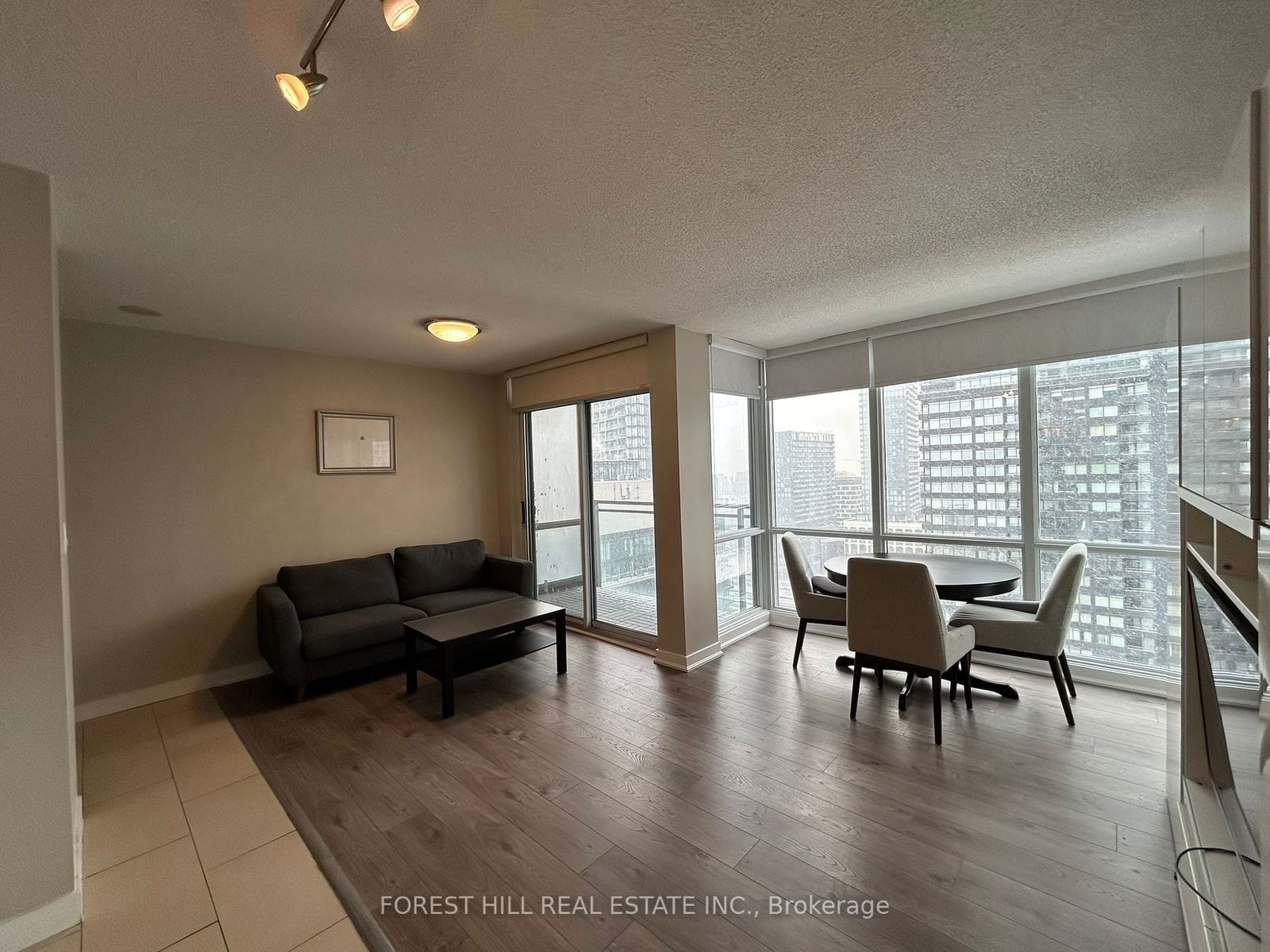 15 Fort York Blvd, unit 2906 for rent