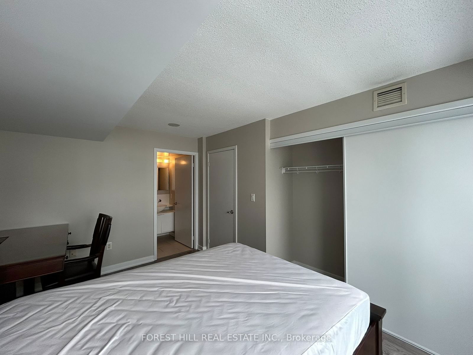 15 Fort York Blvd, unit 2906 for rent