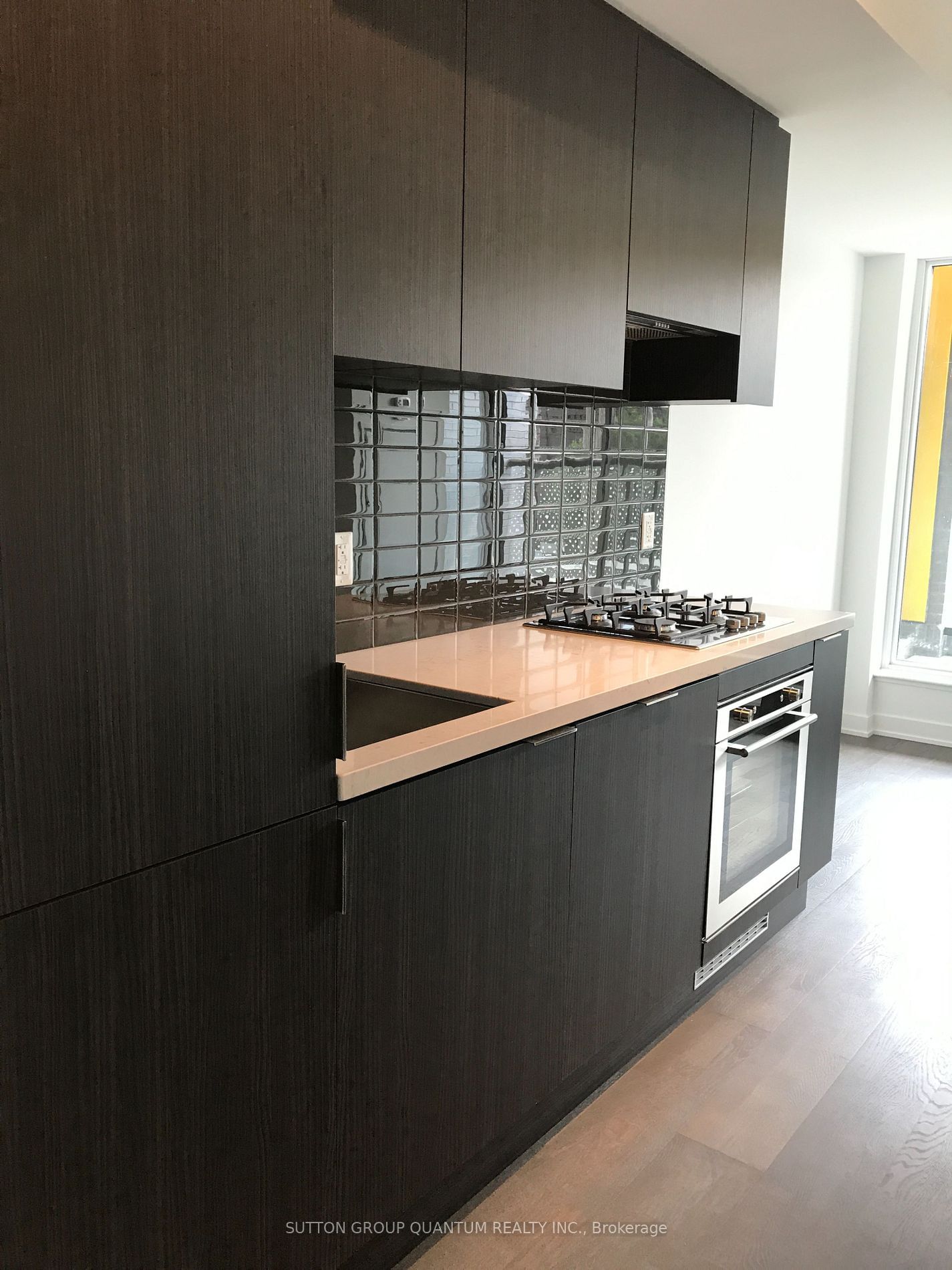 109 Ossington Ave, unit 205 for rent