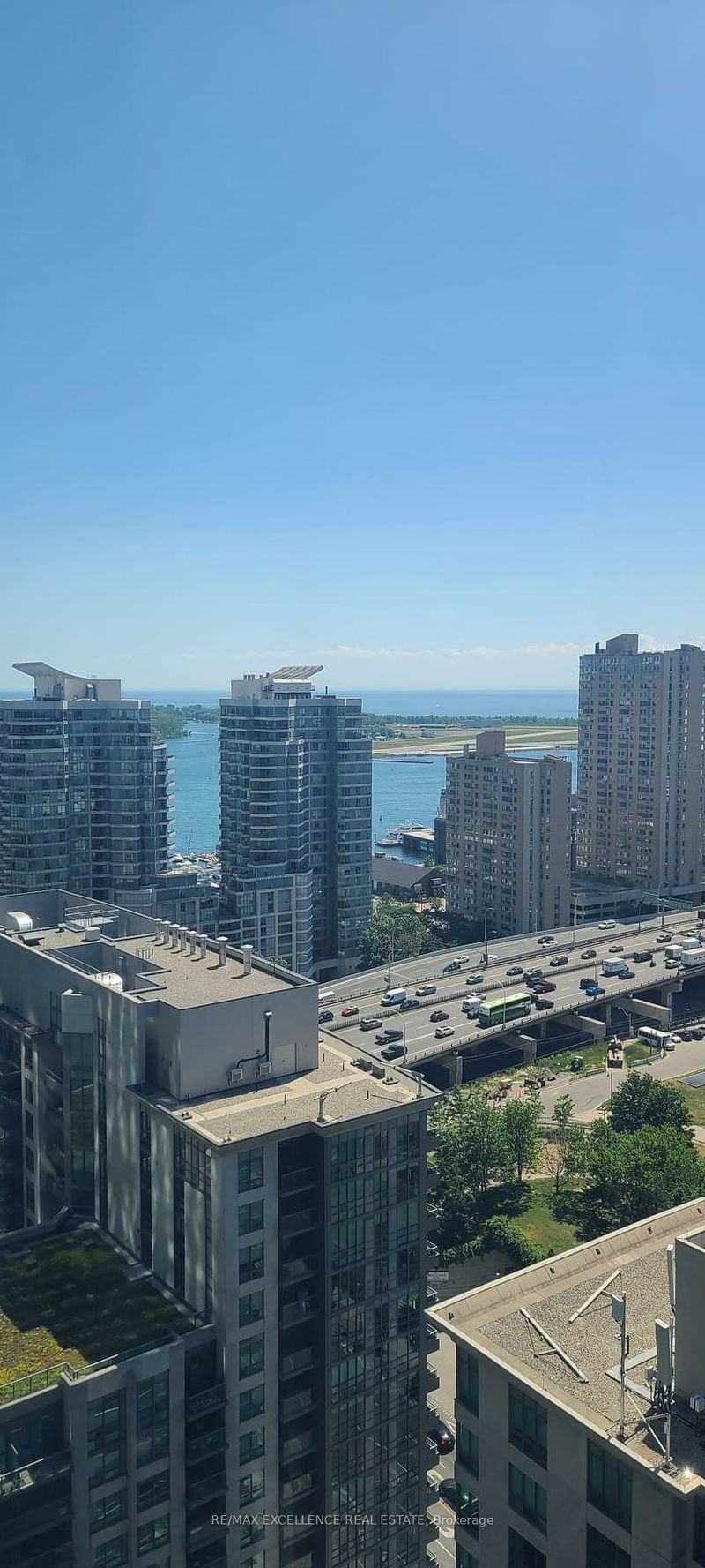 30 Grand Trunk Cres, unit 3112 for rent