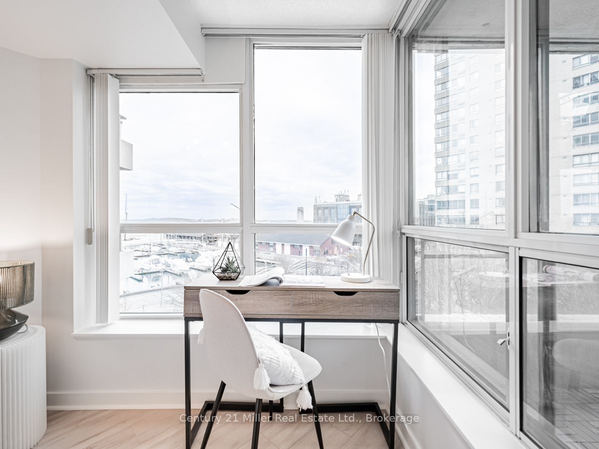 230 Queens Quay W, unit 628 for sale