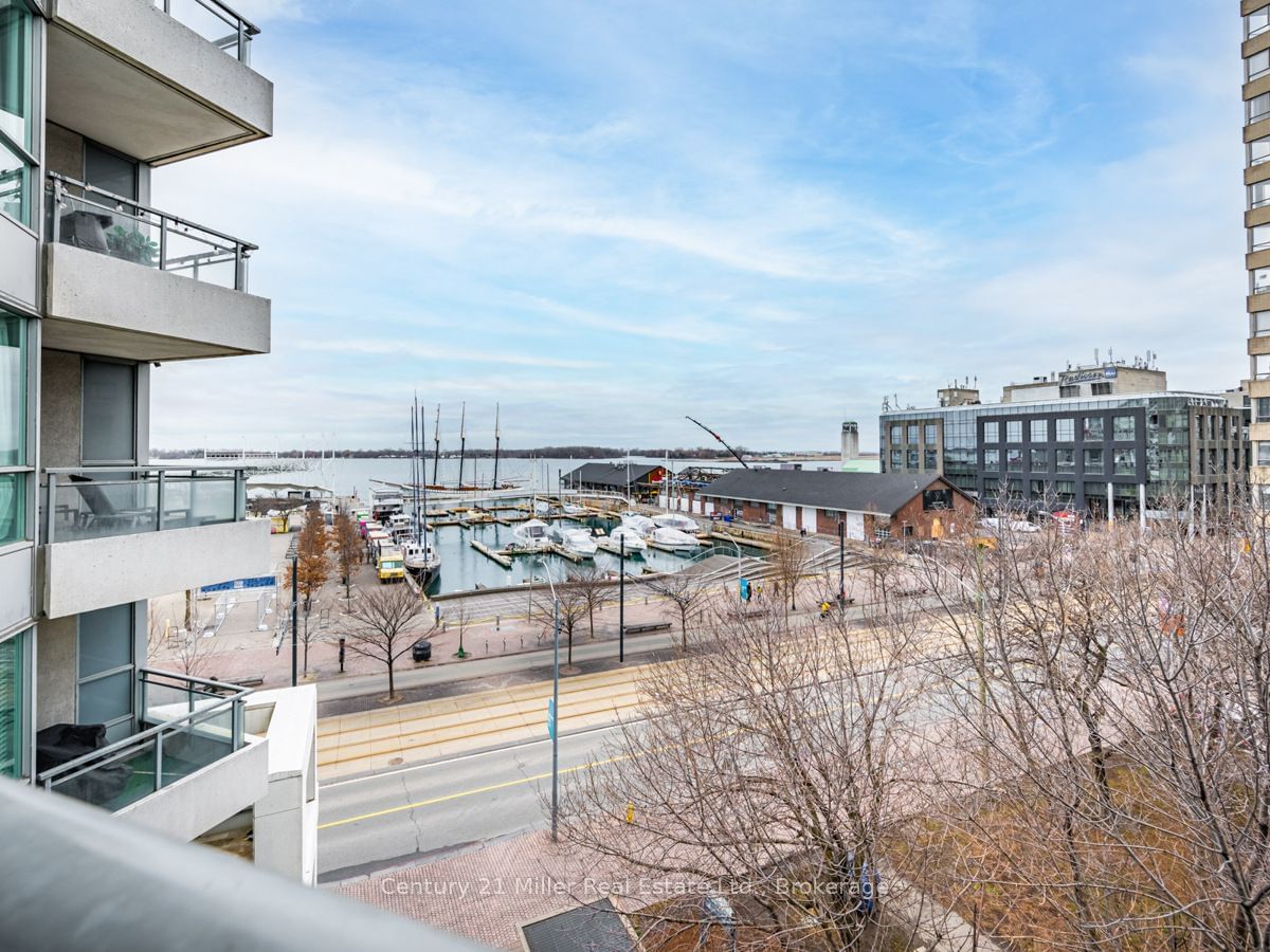 230 Queens Quay W, unit 628 for sale