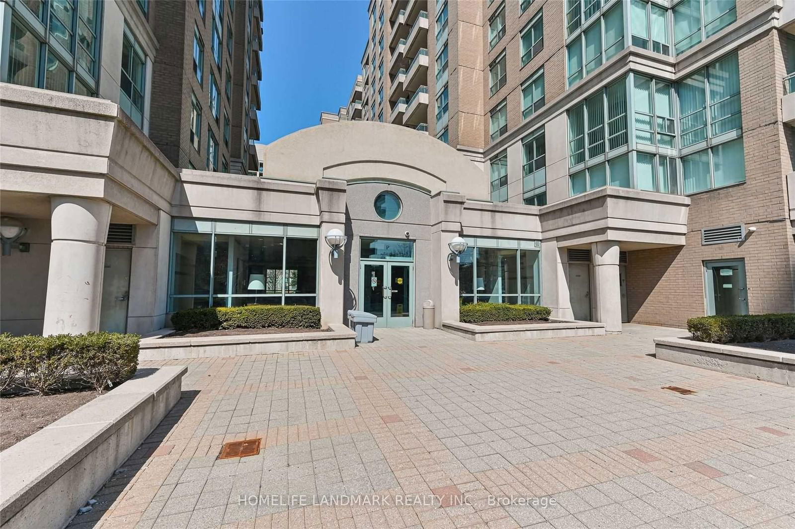 29 Pemberton Ave, unit 1210 for rent