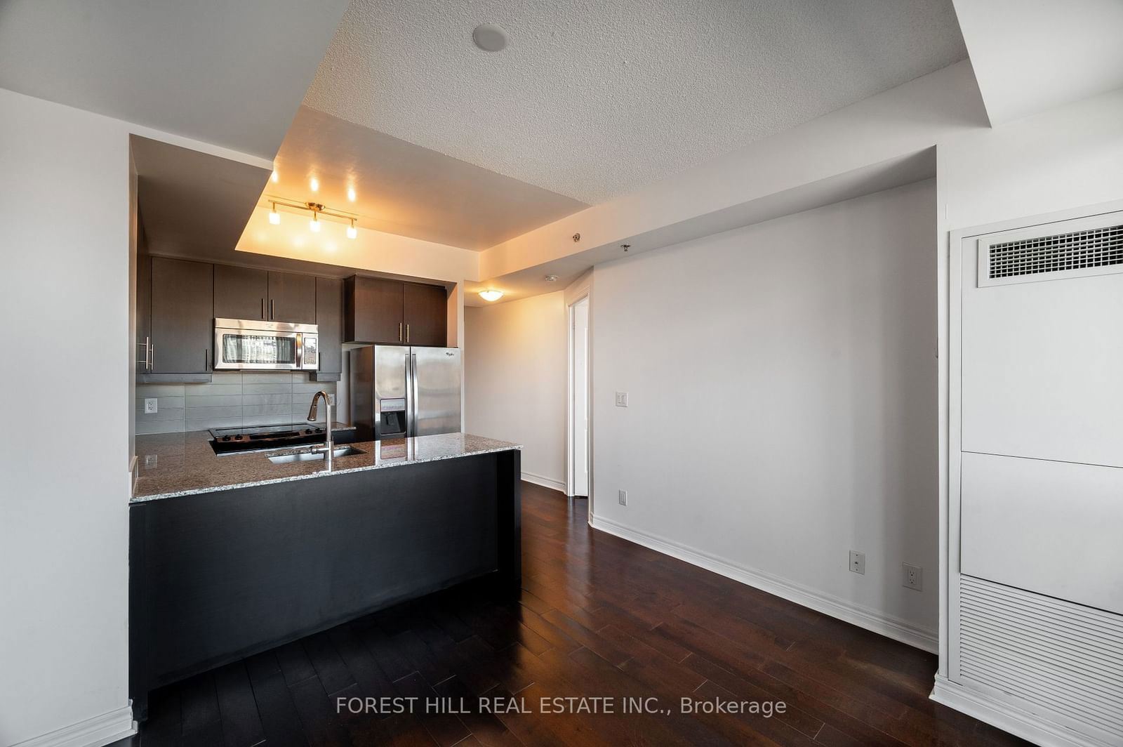 2756 Old Leslie St, unit 510 for sale