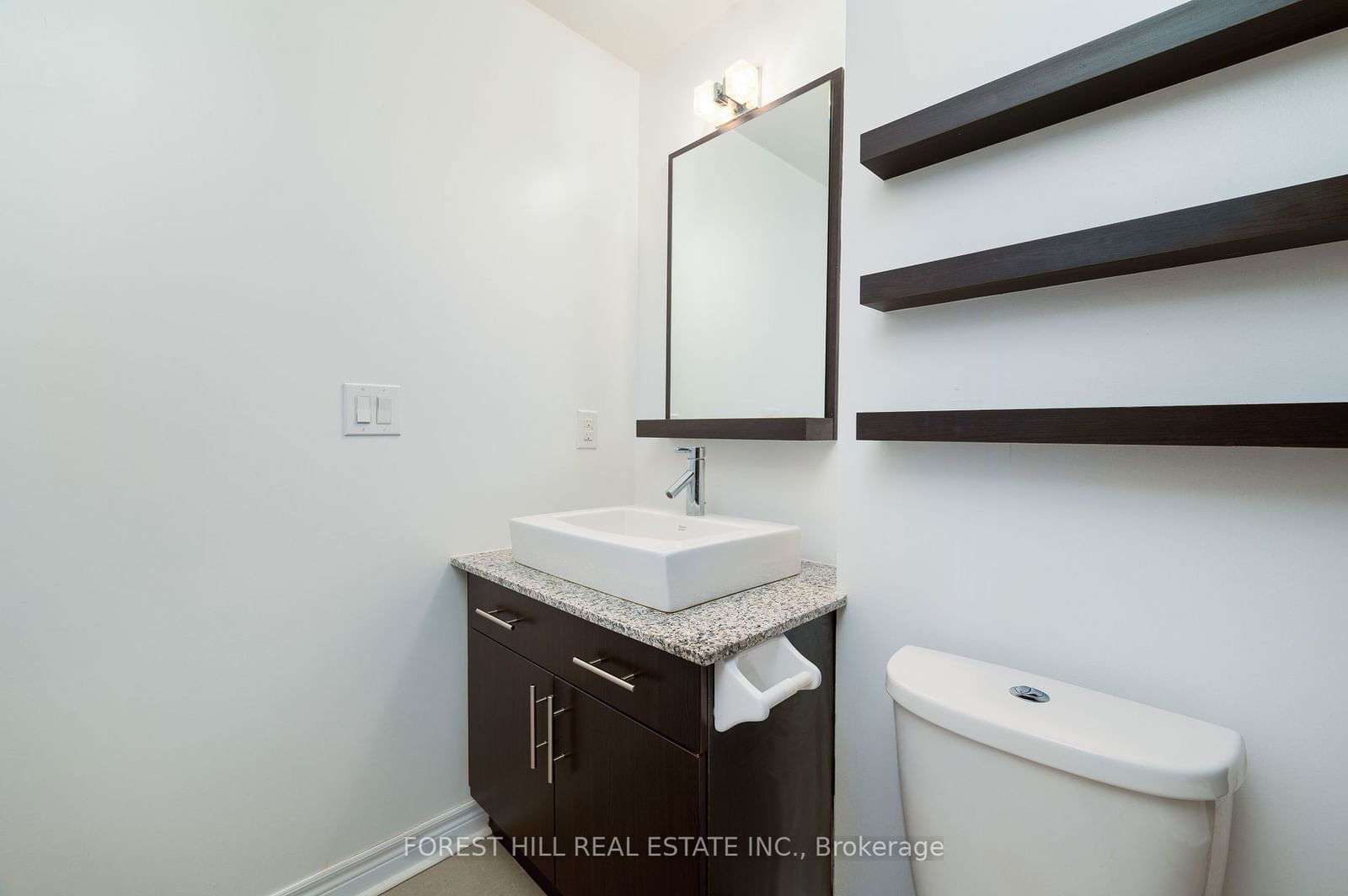 2756 Old Leslie St, unit 510 for sale