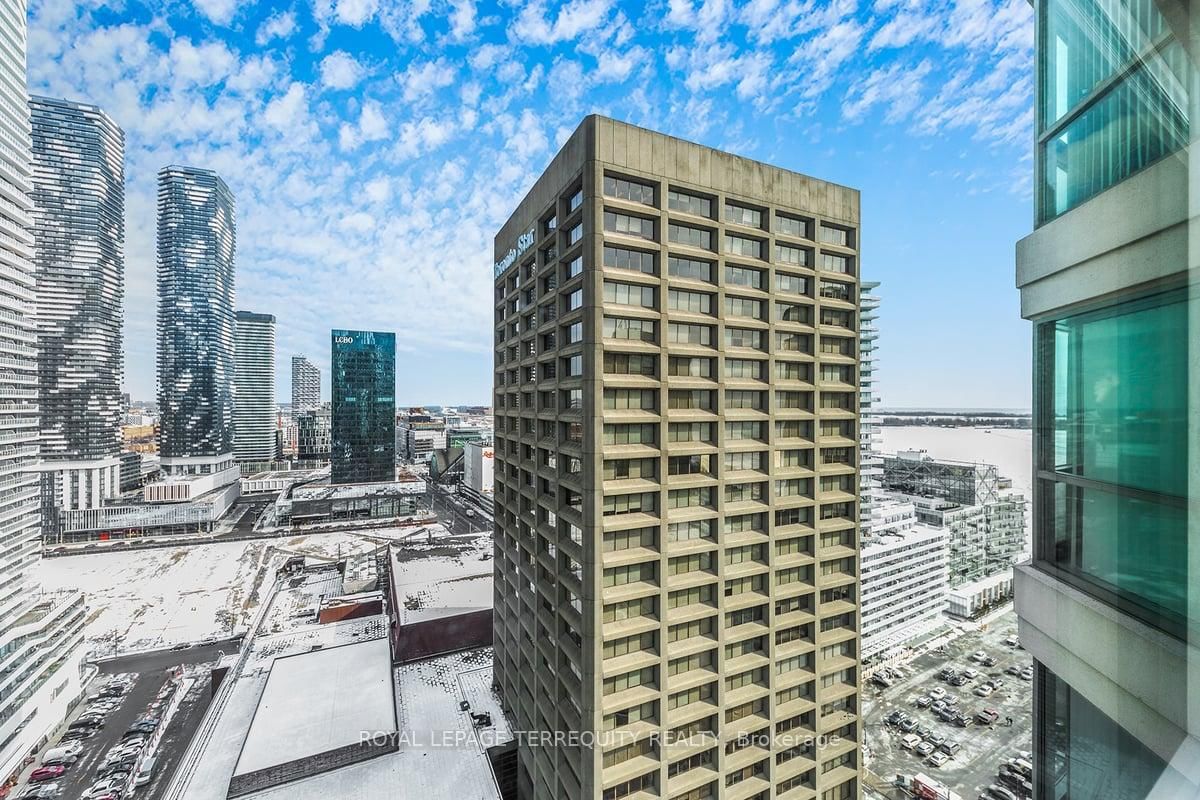 10 Yonge St, unit 2609 for sale