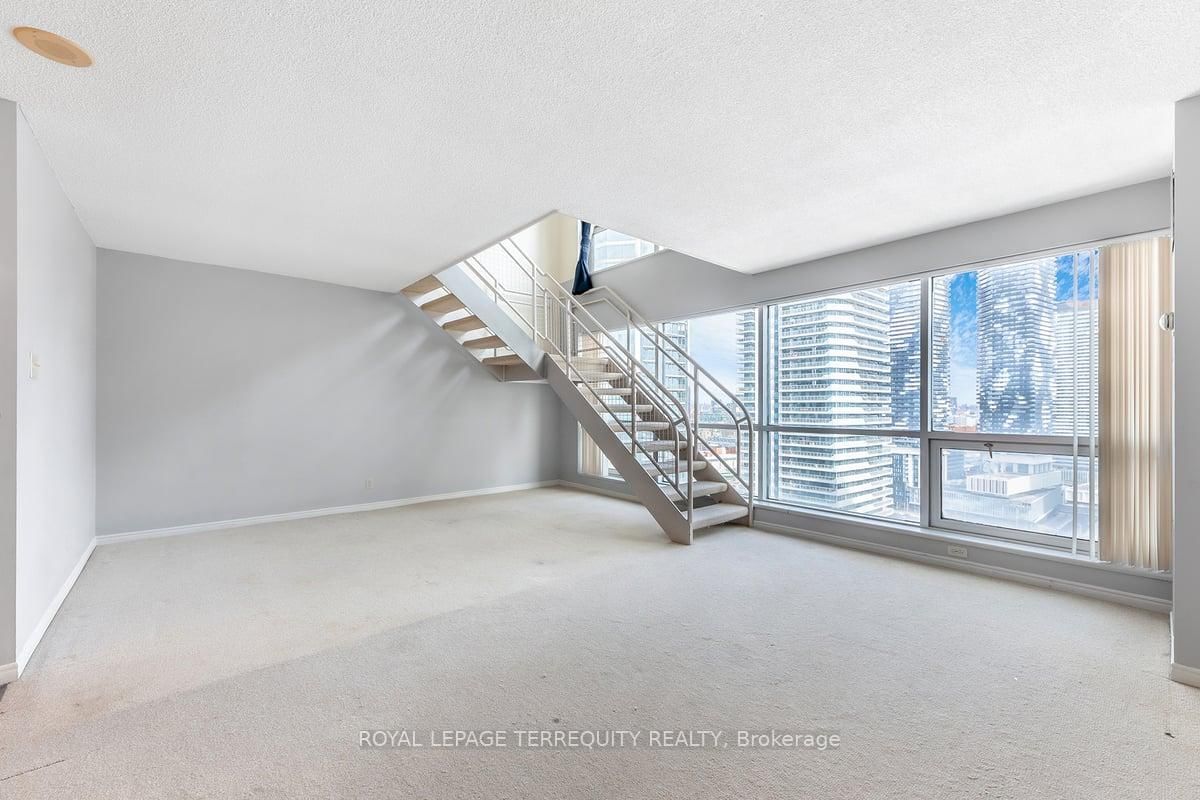 10 Yonge St, unit 2609 for sale