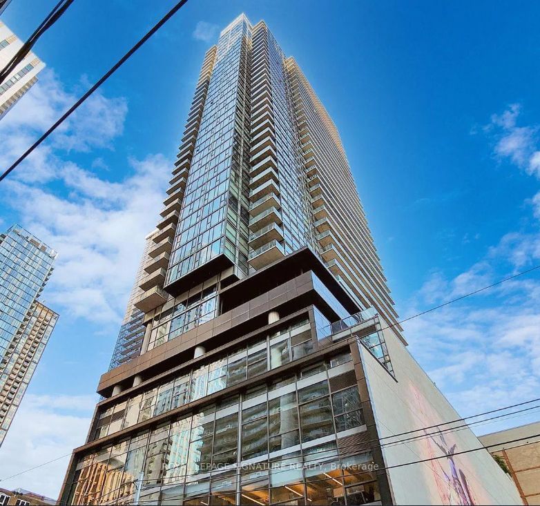 290 Adelaide St W, unit 1902 for rent