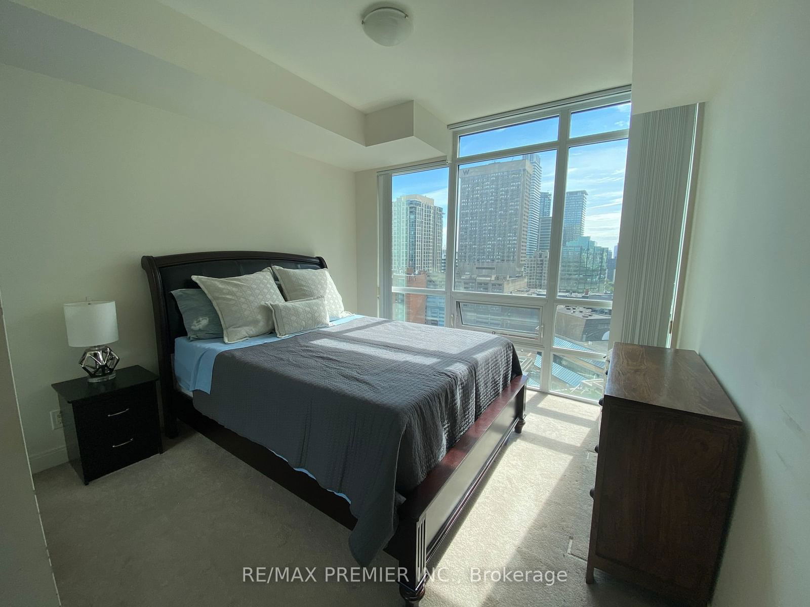 825 Church St, unit 2208 for rent