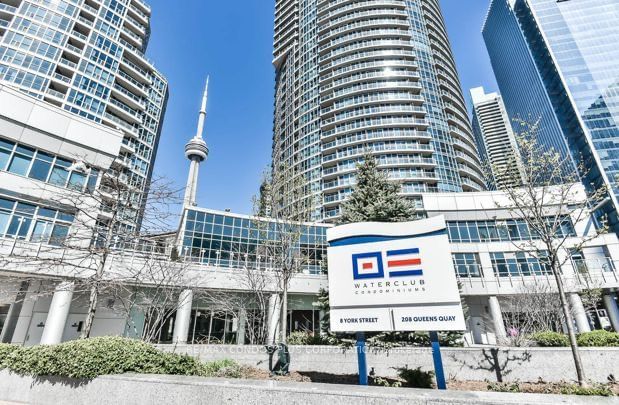 208 Queens Quay W, unit 2012 for rent