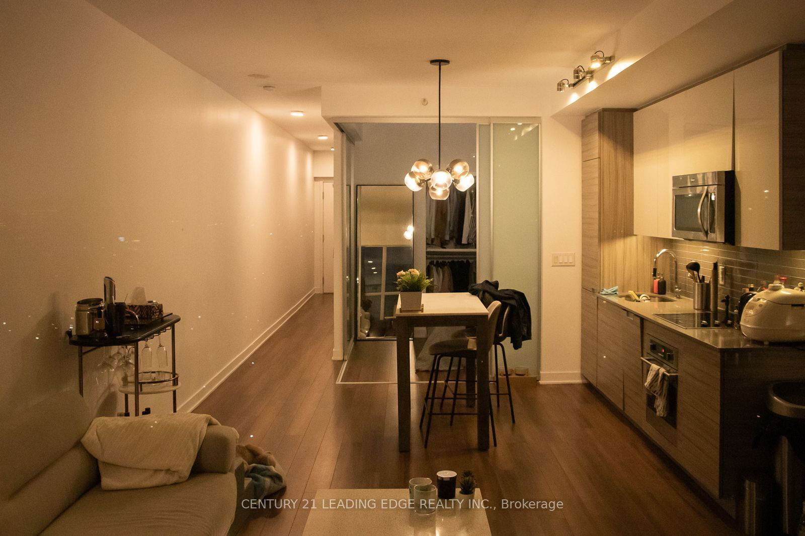 210 Simcoe St, unit 1605 for sale