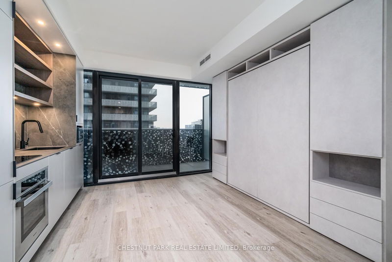 55 Charles St E, unit 1711 for rent