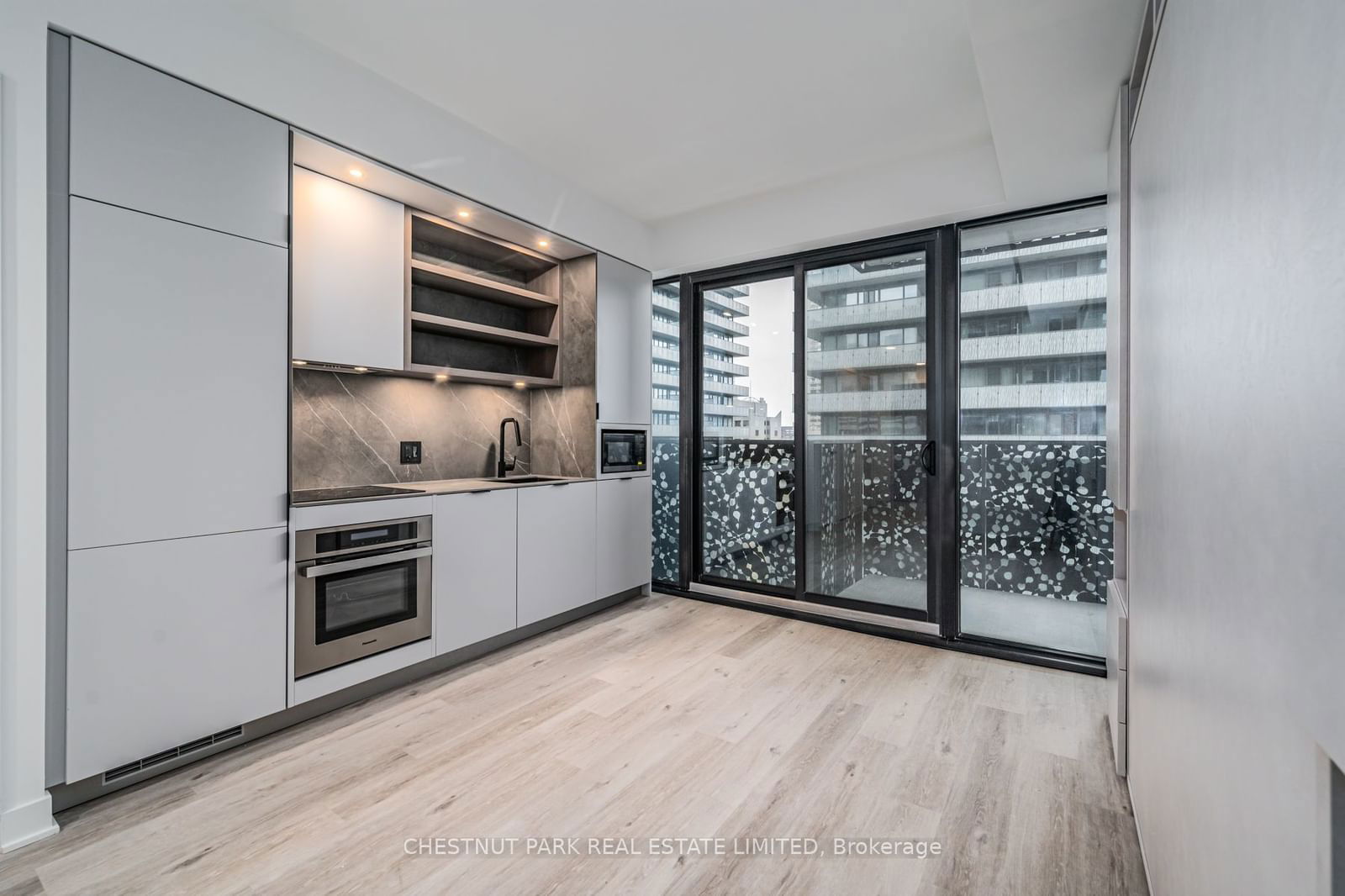 55 Charles St E, unit 1711 for rent