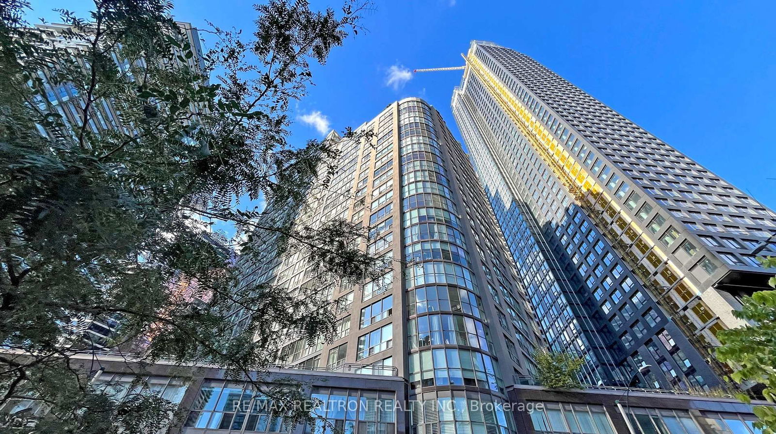 The Century Plaza, Downtown, Toronto