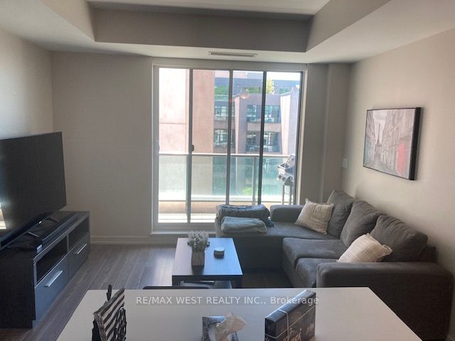 377 Madison Ave, unit 601 for rent