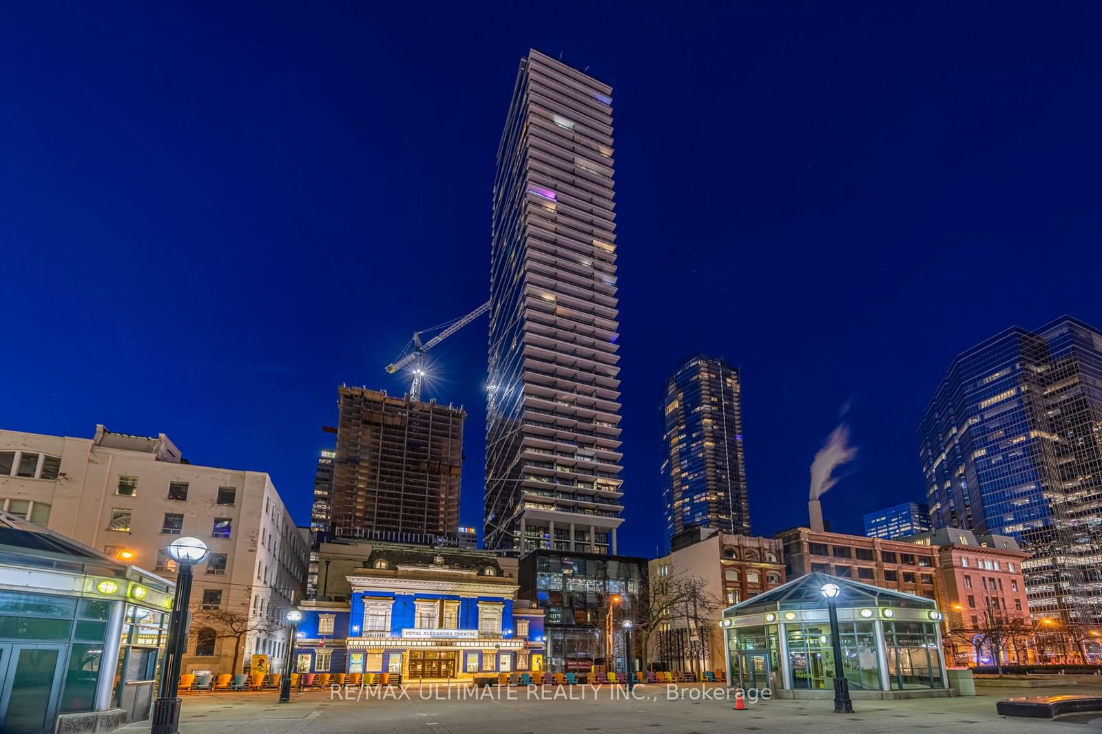 Theatre Park, Downtown, Toronto