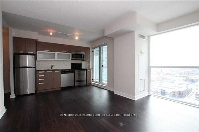 100 Western Battery Rd, unit 2104 for rent